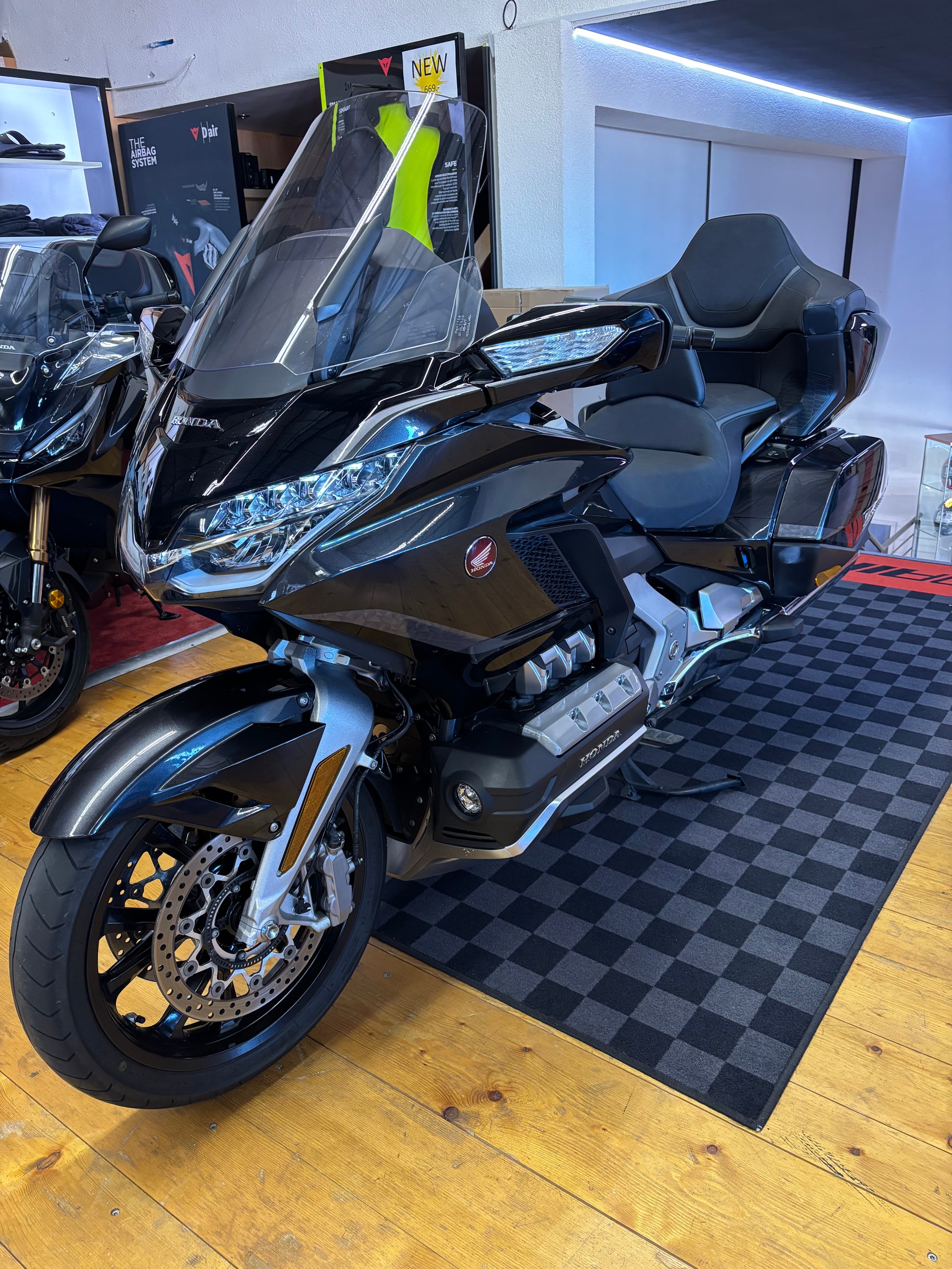 HONDA GL 1800 DA DCT Goldwing-image-3