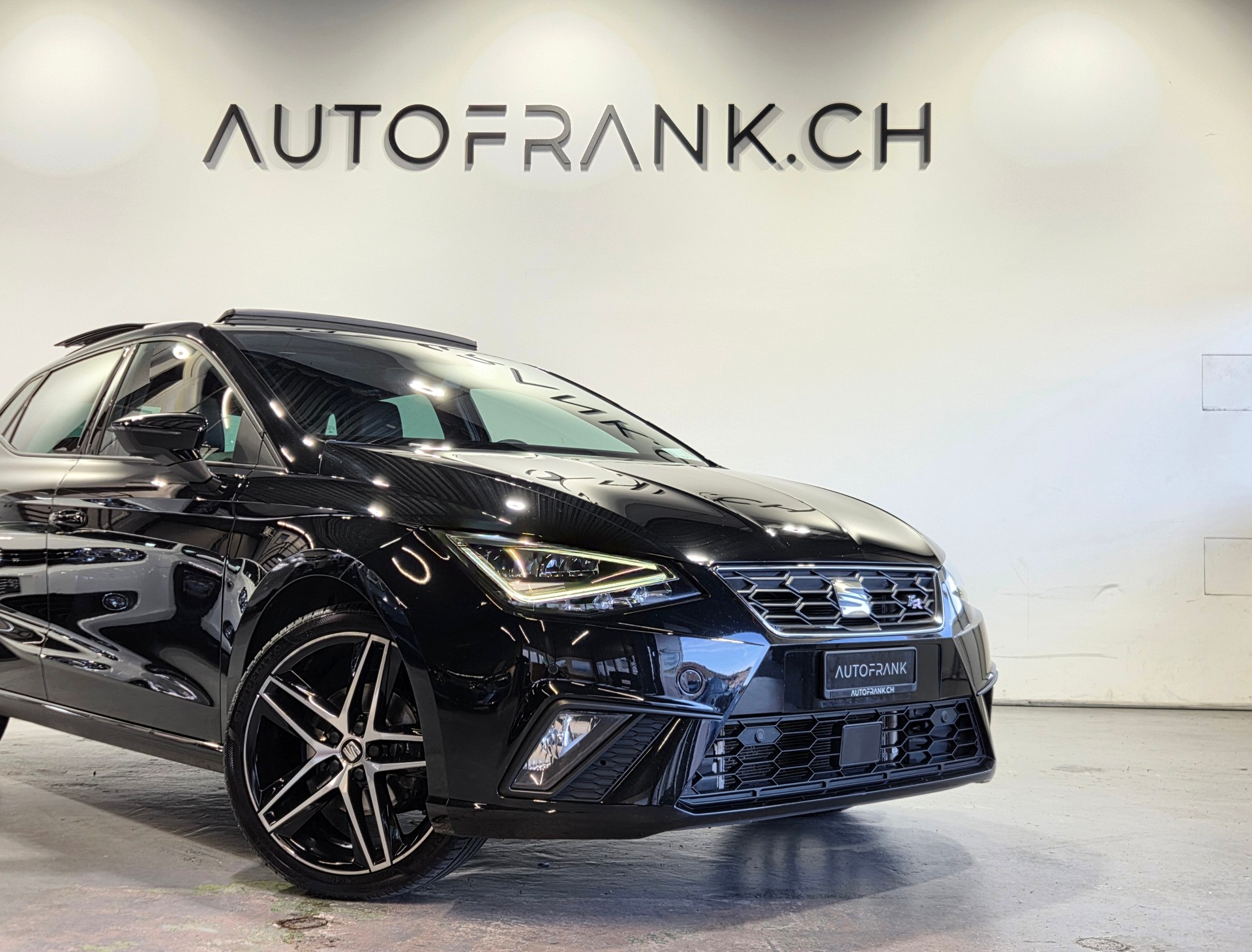 SEAT Ibiza 1.0 TSI 115 FR DSG-showroom-element-3