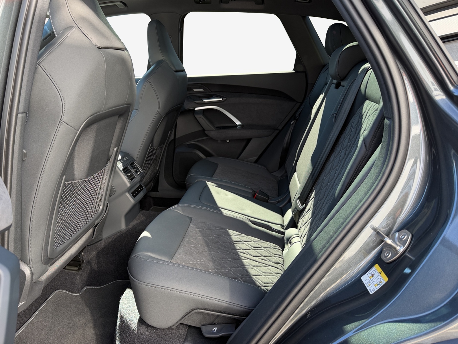 AUDI Q5 TDI quattro 220 kW S-tronic-image-11
