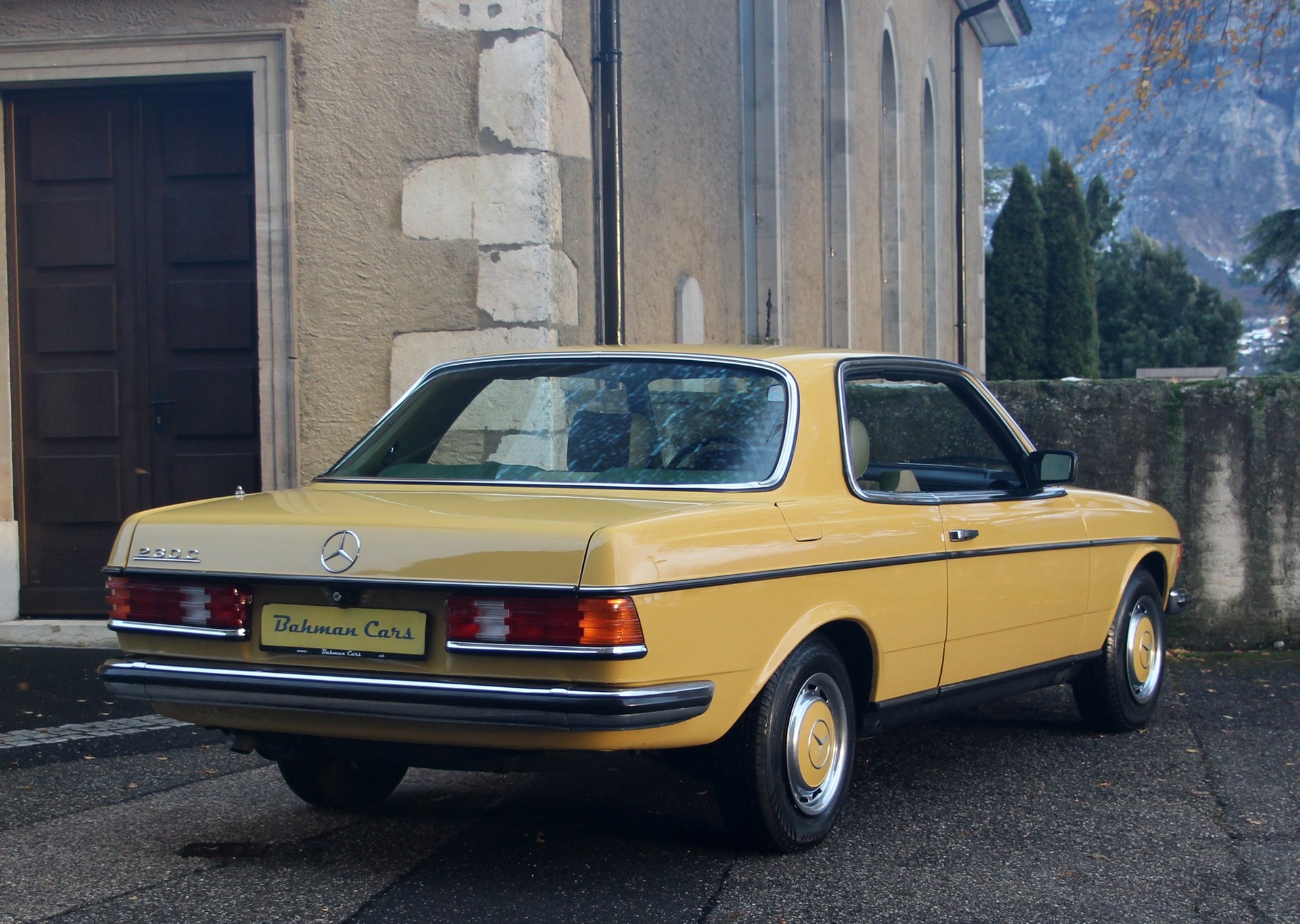 MERCEDES-BENZ 230 C-image-5