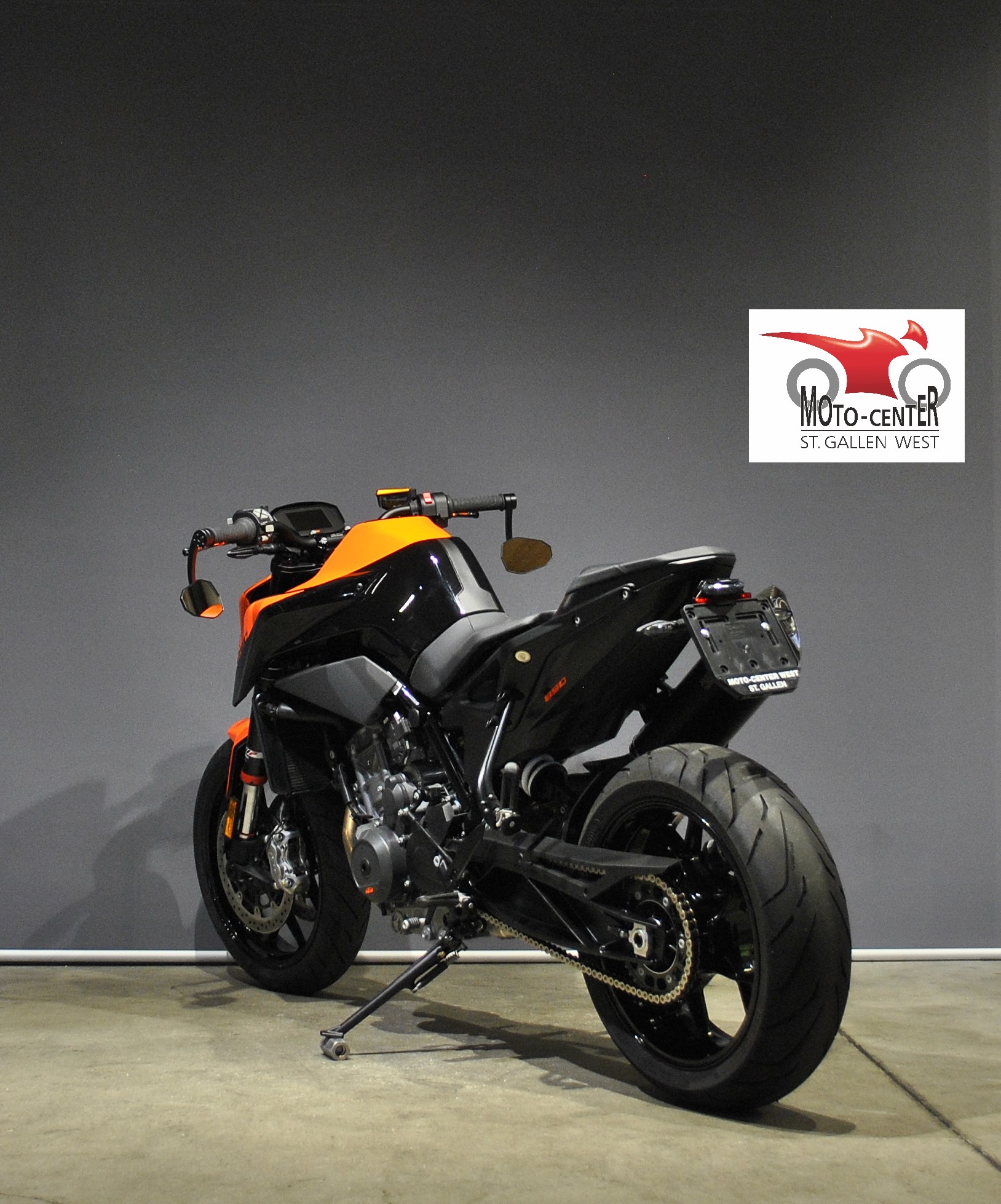 KTM 890 Duke-image-3