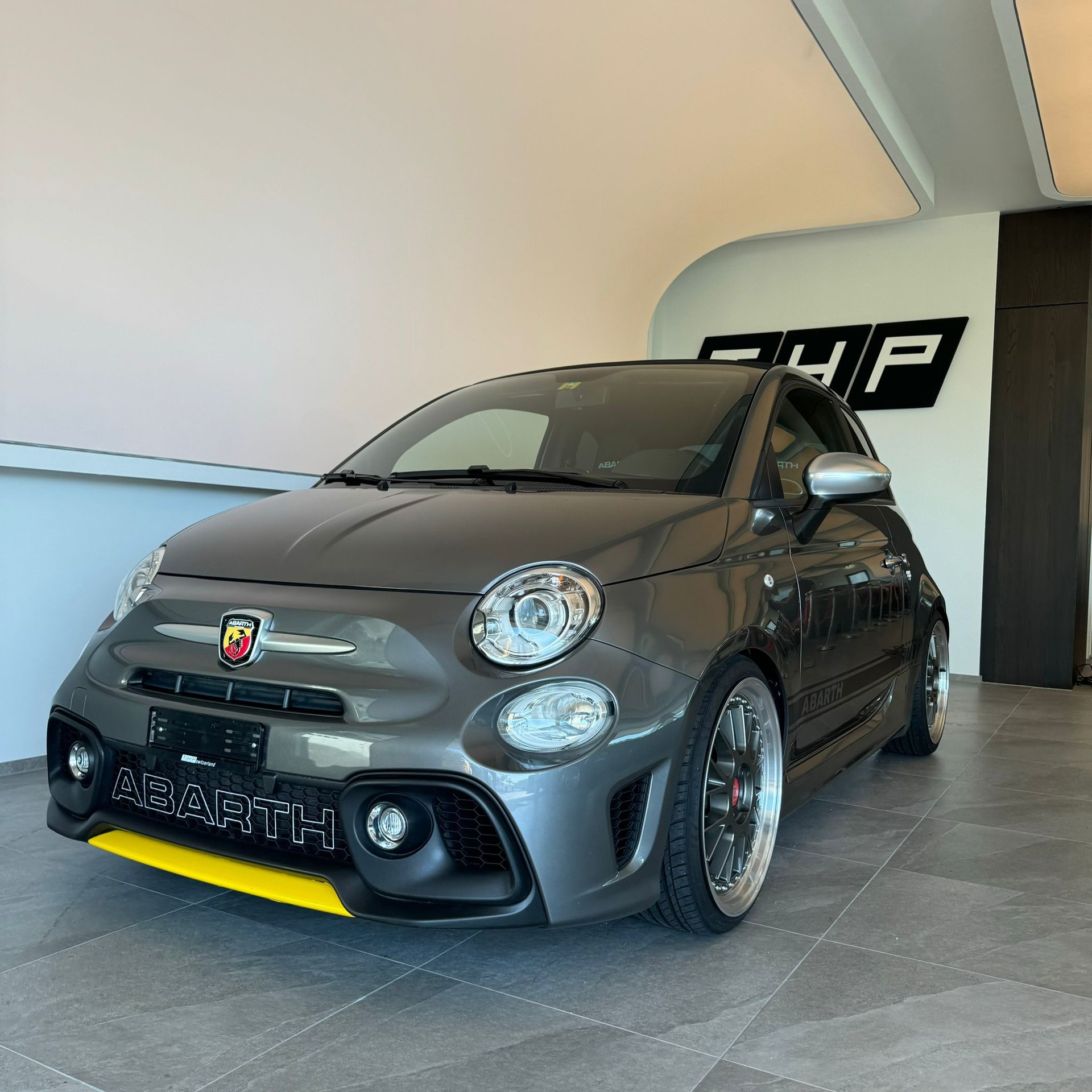FIAT 595C 1.4 16V Turbo Abarth Turismo Dualogic-showroom-element-1