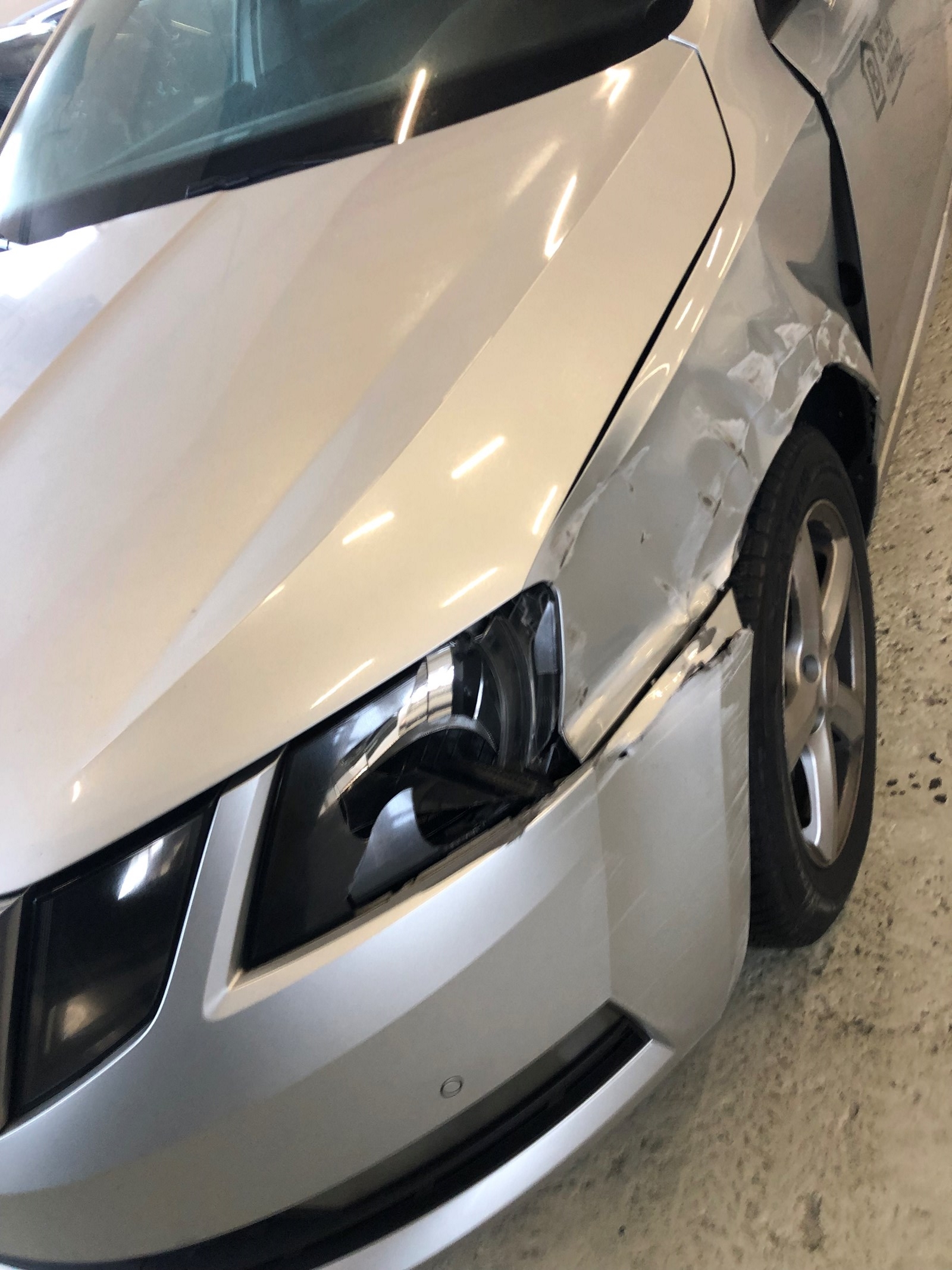 SKODA Octavia Combi 1.8 TSI Ambition 4x4 DSG-image-4