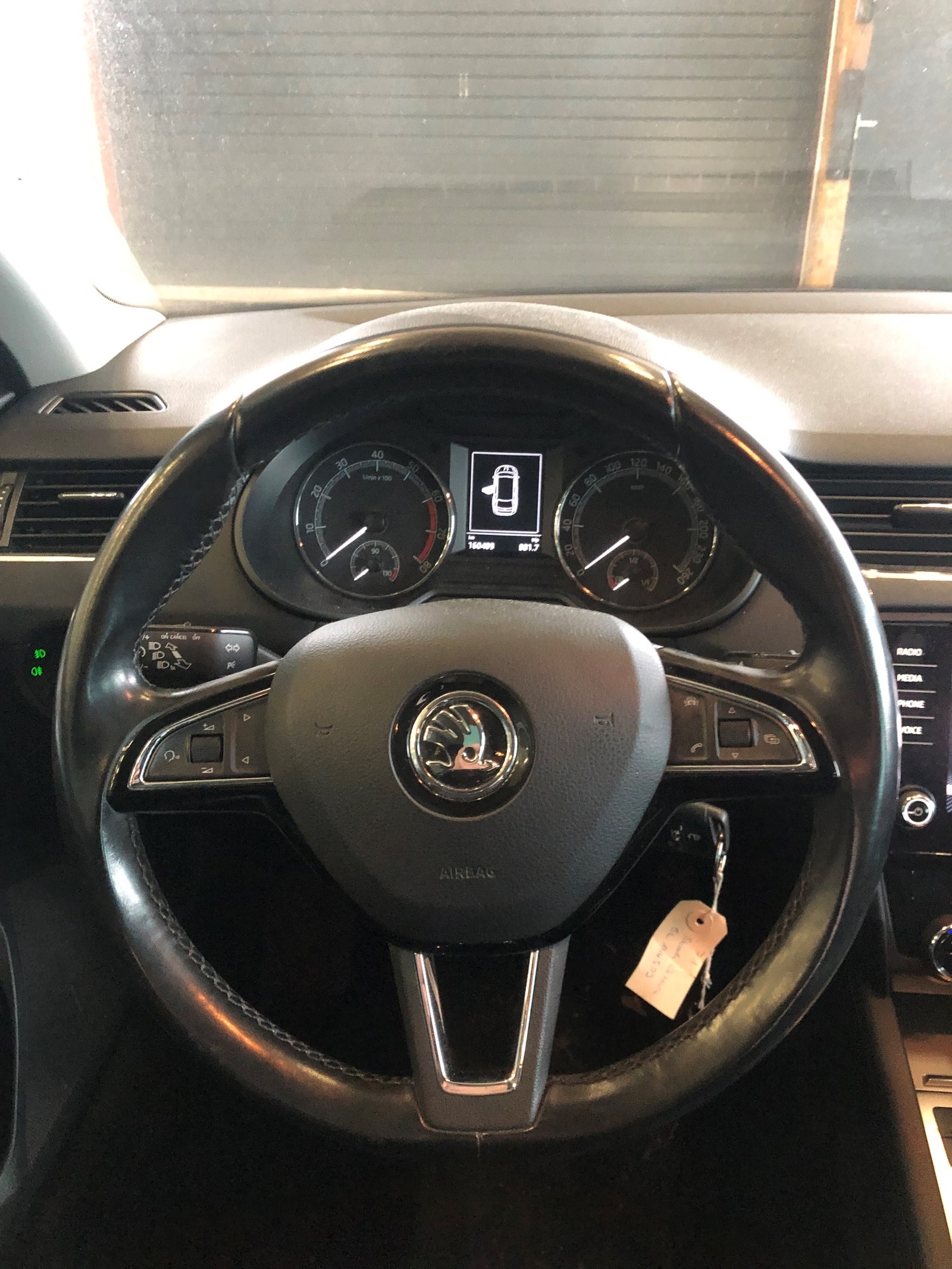 SKODA Octavia Combi 1.8 TSI Ambition 4x4 DSG-image-7