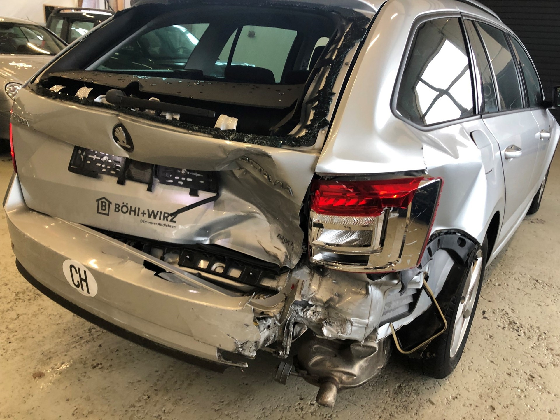 SKODA Octavia Combi 1.8 TSI Ambition 4x4 DSG-image-5