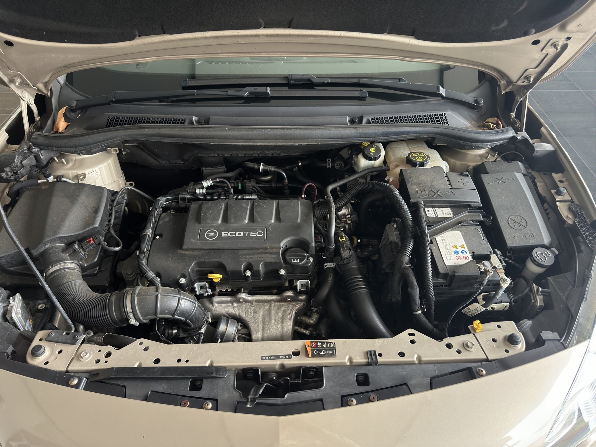 OPEL Cascada 1.4i 16V Turbo Cosmo-image-23