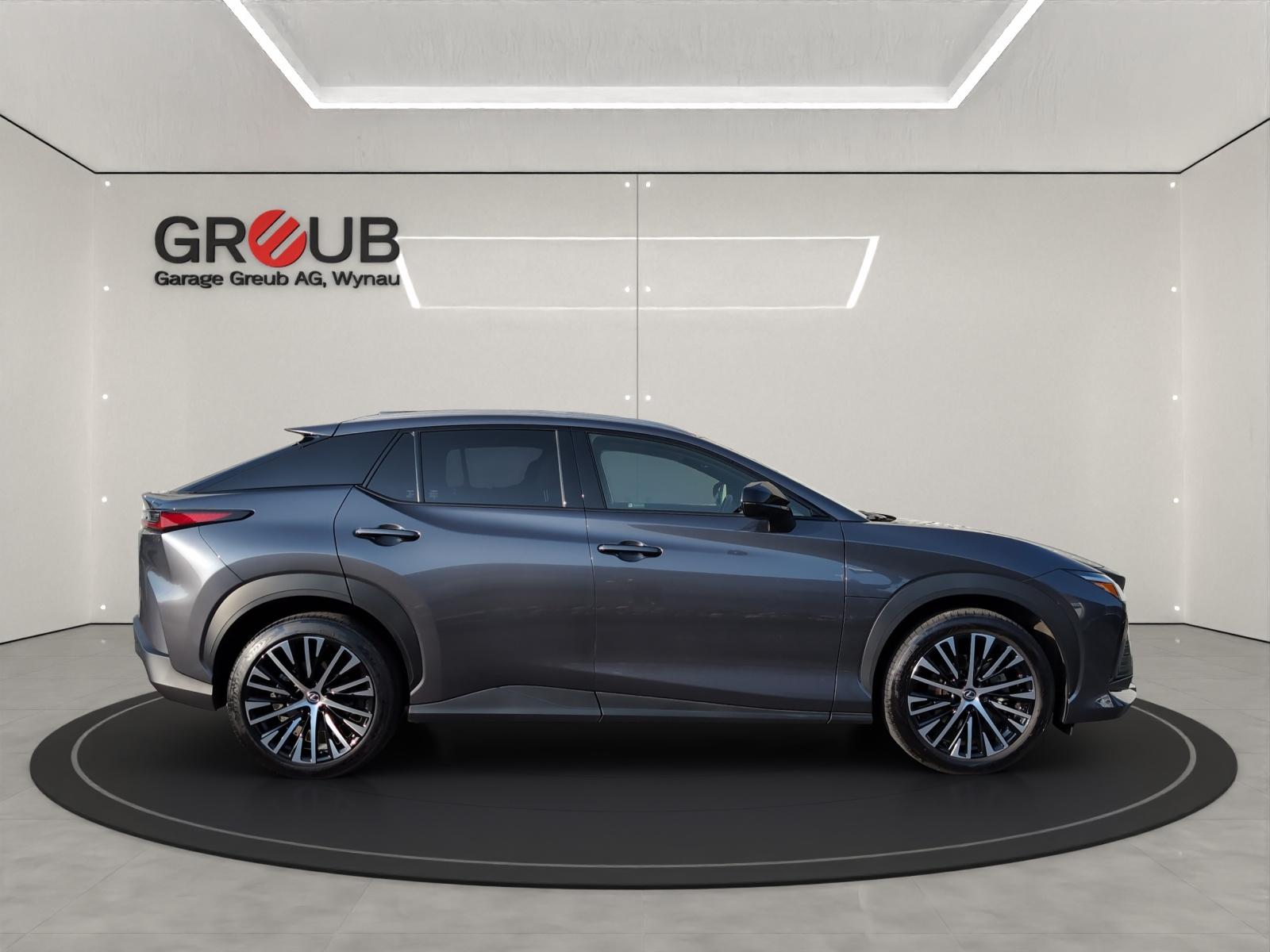 LEXUS RZ 450e Comfort-showroom-element-3