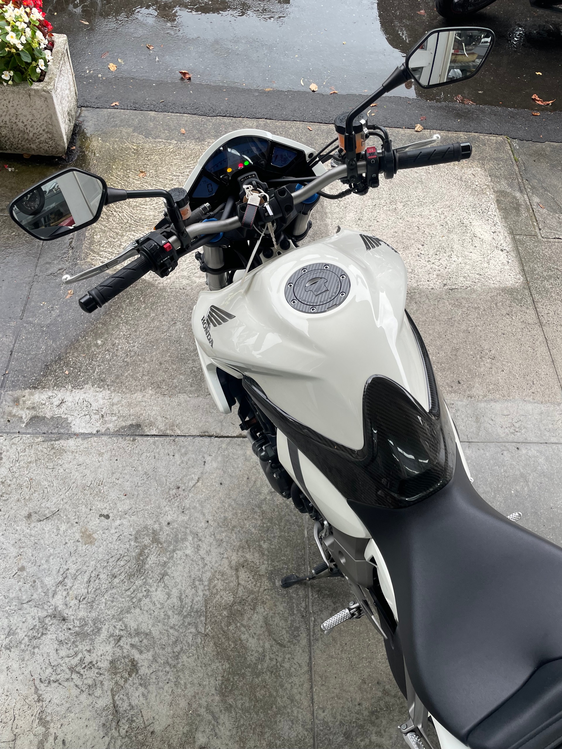 HONDA CB 1000 R ABS-image-3