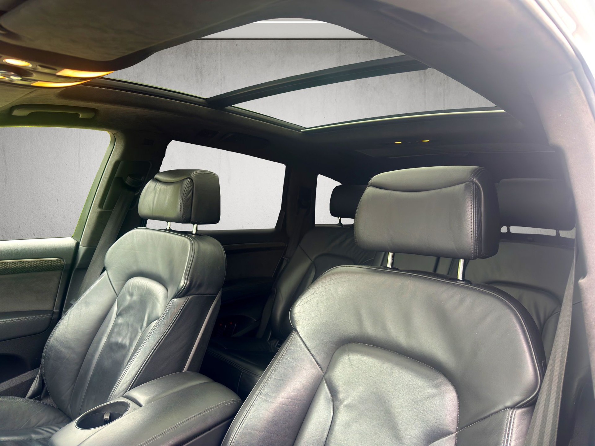 AUDI Q7 6.0 TDI V12 quattro tiptronic-image-13
