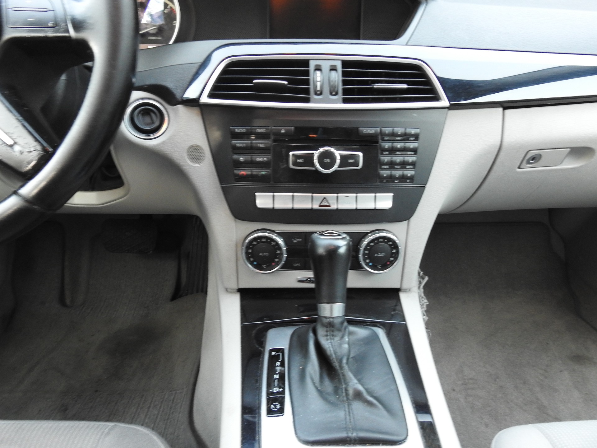 MERCEDES-BENZ C 250 CDI 4Matic 7G-Tronic-image-11