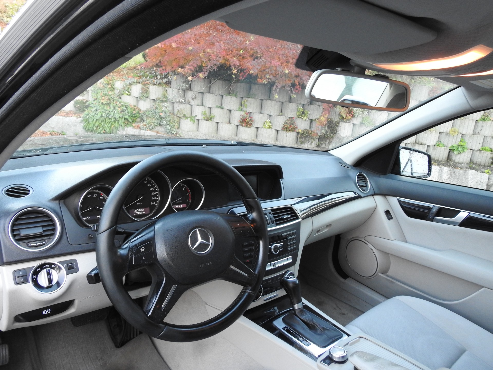 MERCEDES-BENZ C 250 CDI 4Matic 7G-Tronic-image-9