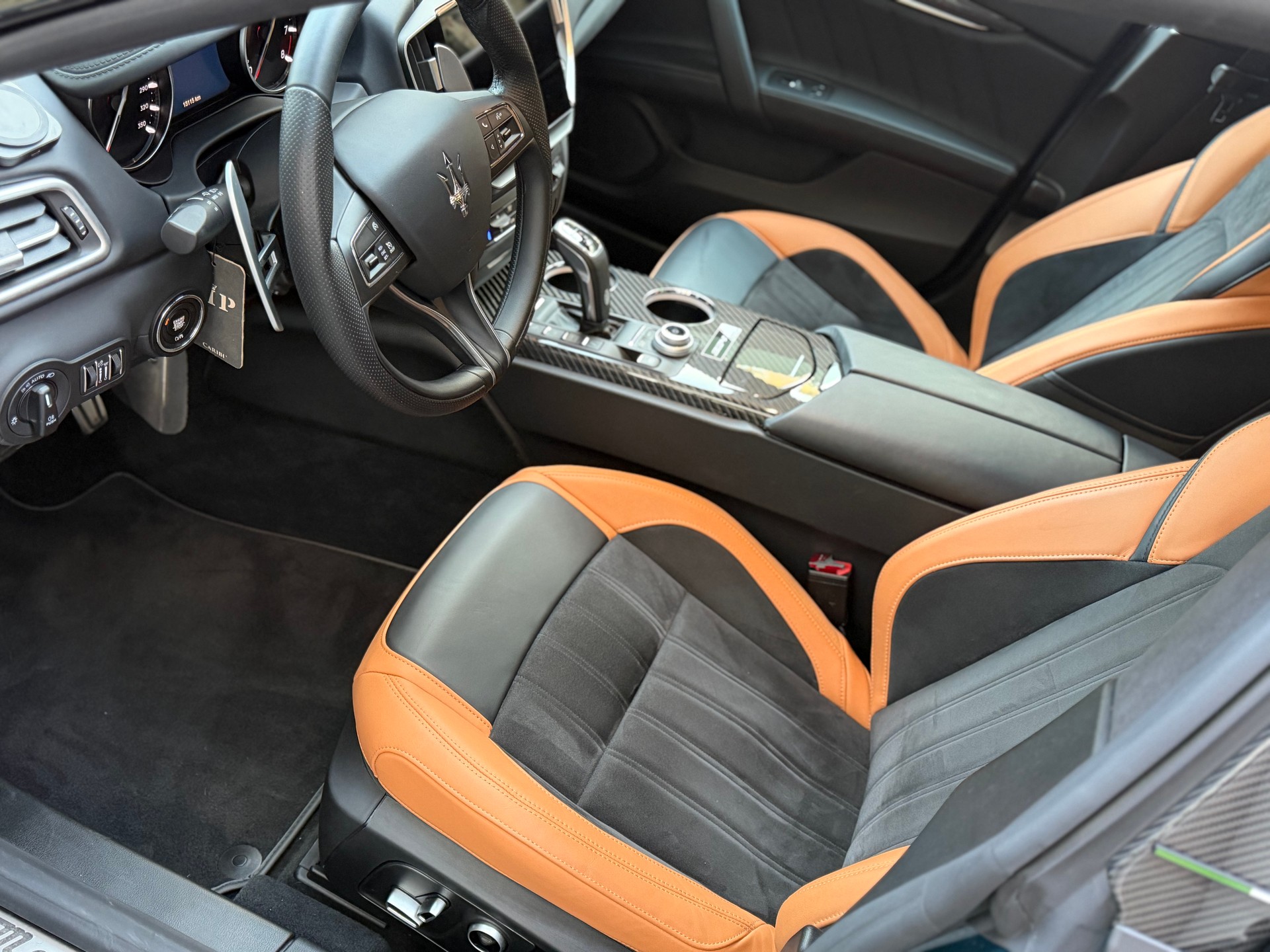 MASERATI Ghibli Trofeo 3.8 V8 Automatica-image-4