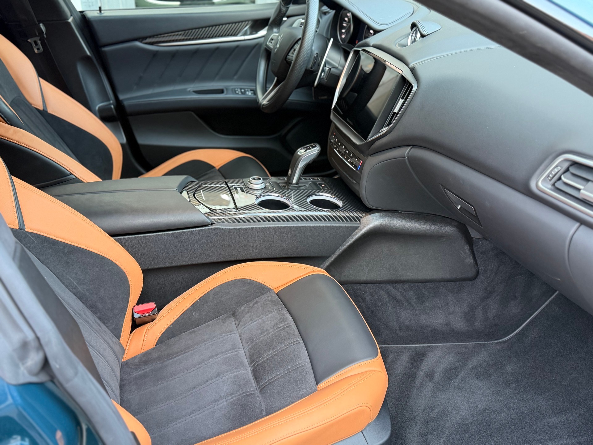 MASERATI Ghibli Trofeo 3.8 V8 Automatica-image-5