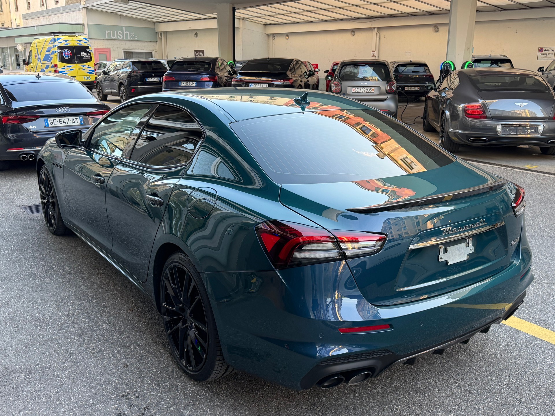 MASERATI Ghibli Trofeo 3.8 V8 Automatica-image-2
