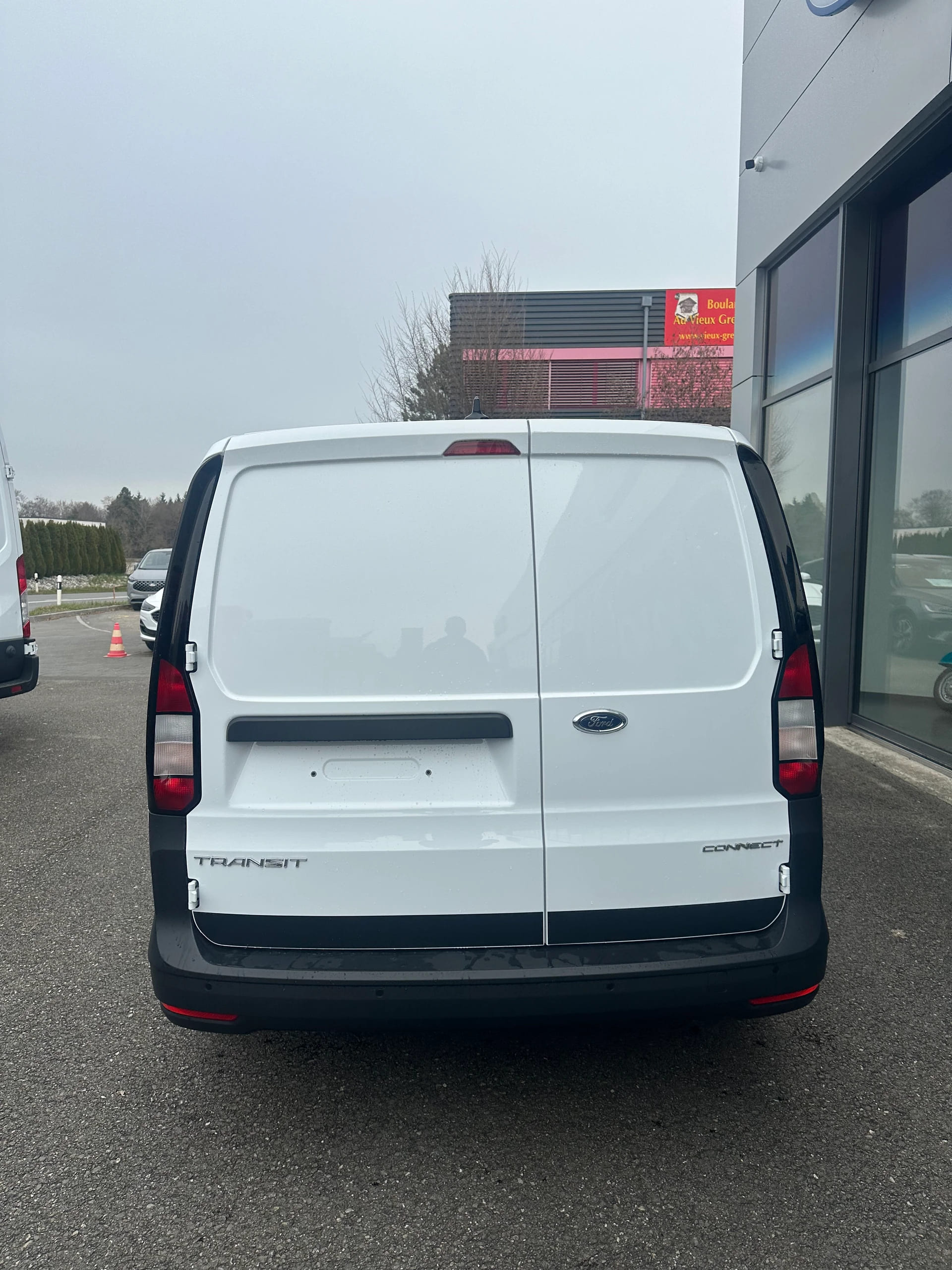 FORD Grand Transit Connect fourg. 2 Trend/102CV/Man.-image-4