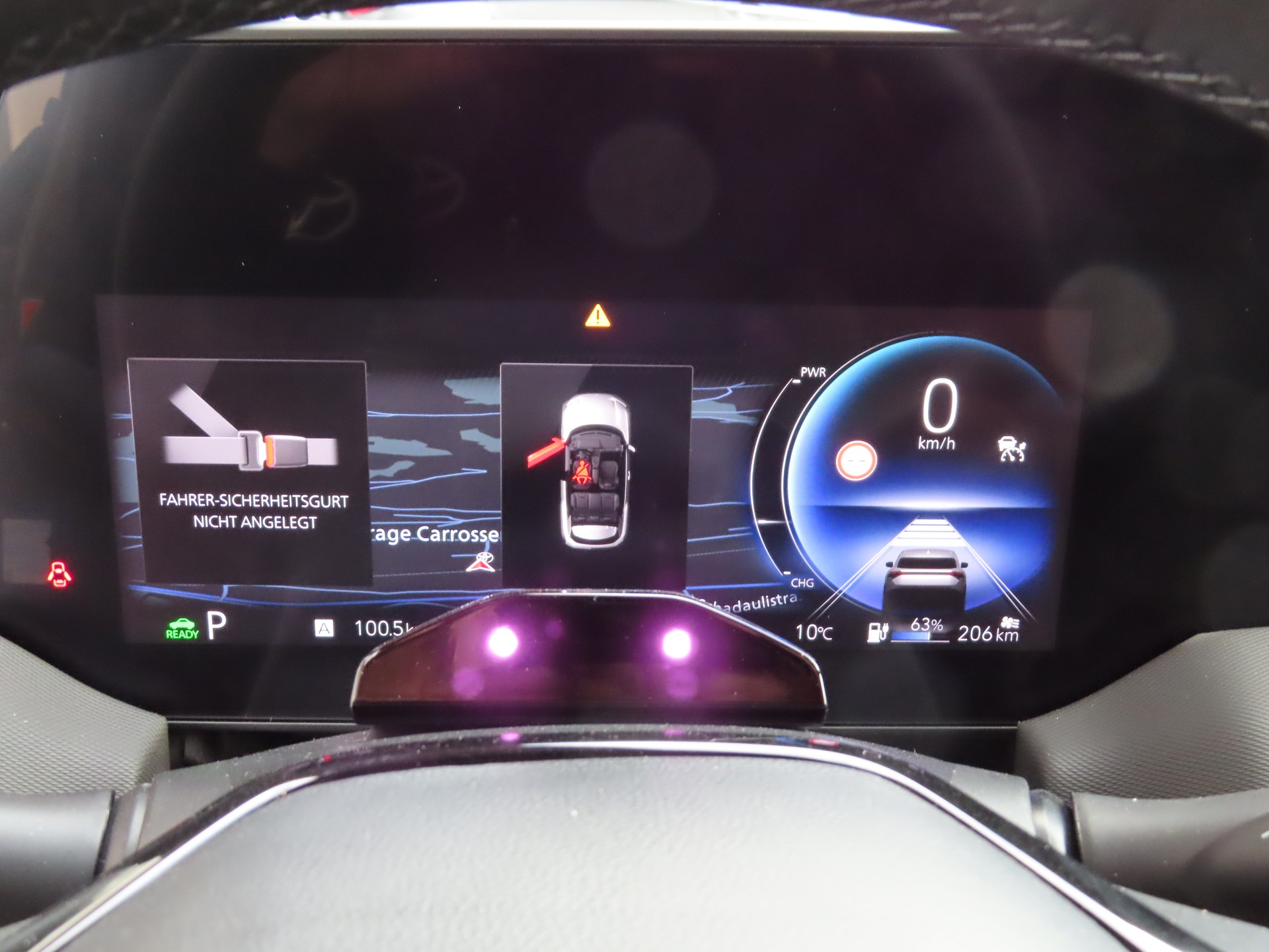 TOYOTA Urban Cruiser 61 kWh Trend AWD-image-12