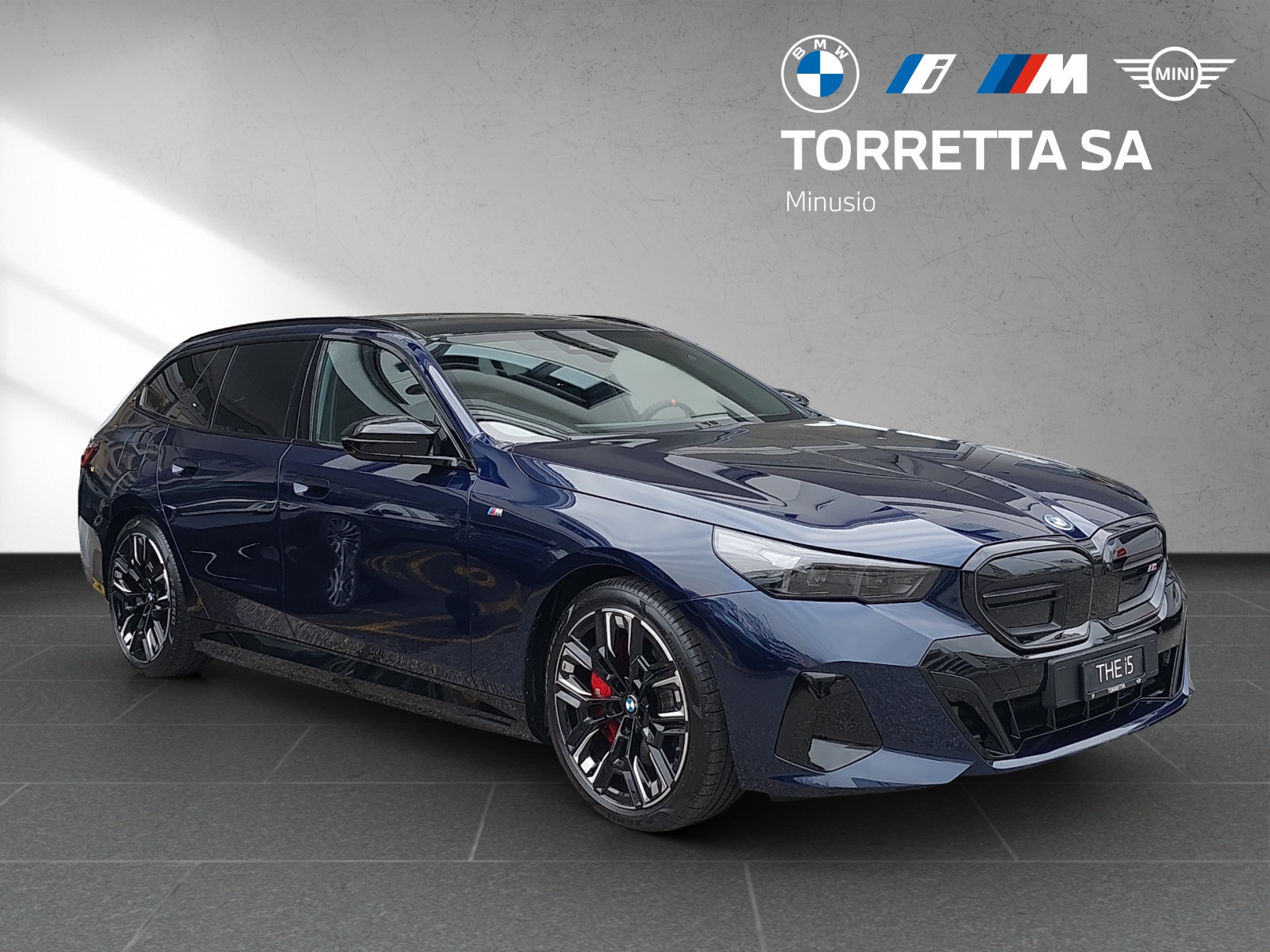 BMW i5 M60 Touring M Sport Pro-image-6