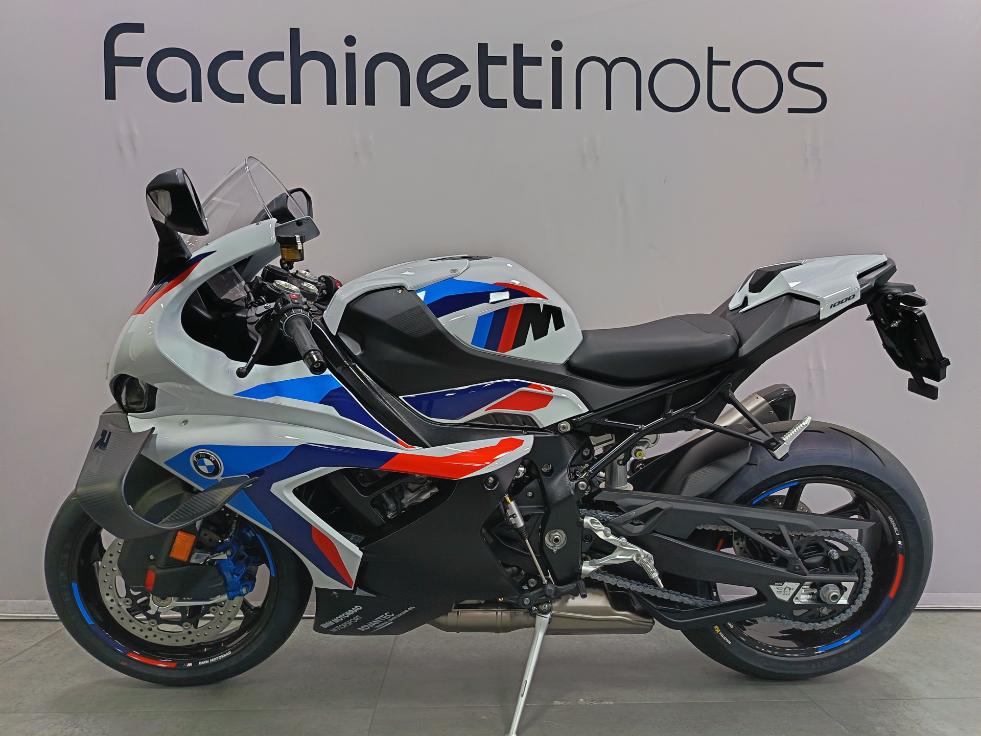 BMW M 1000 RR *** Leasing 3.9% ***-image-3