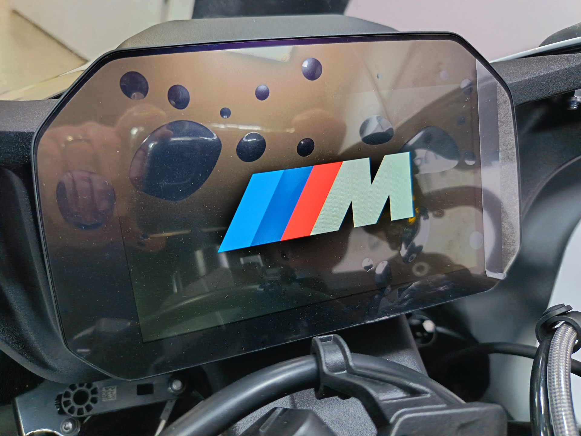 BMW M 1000 RR *** Leasing 3.9% ***-image-8