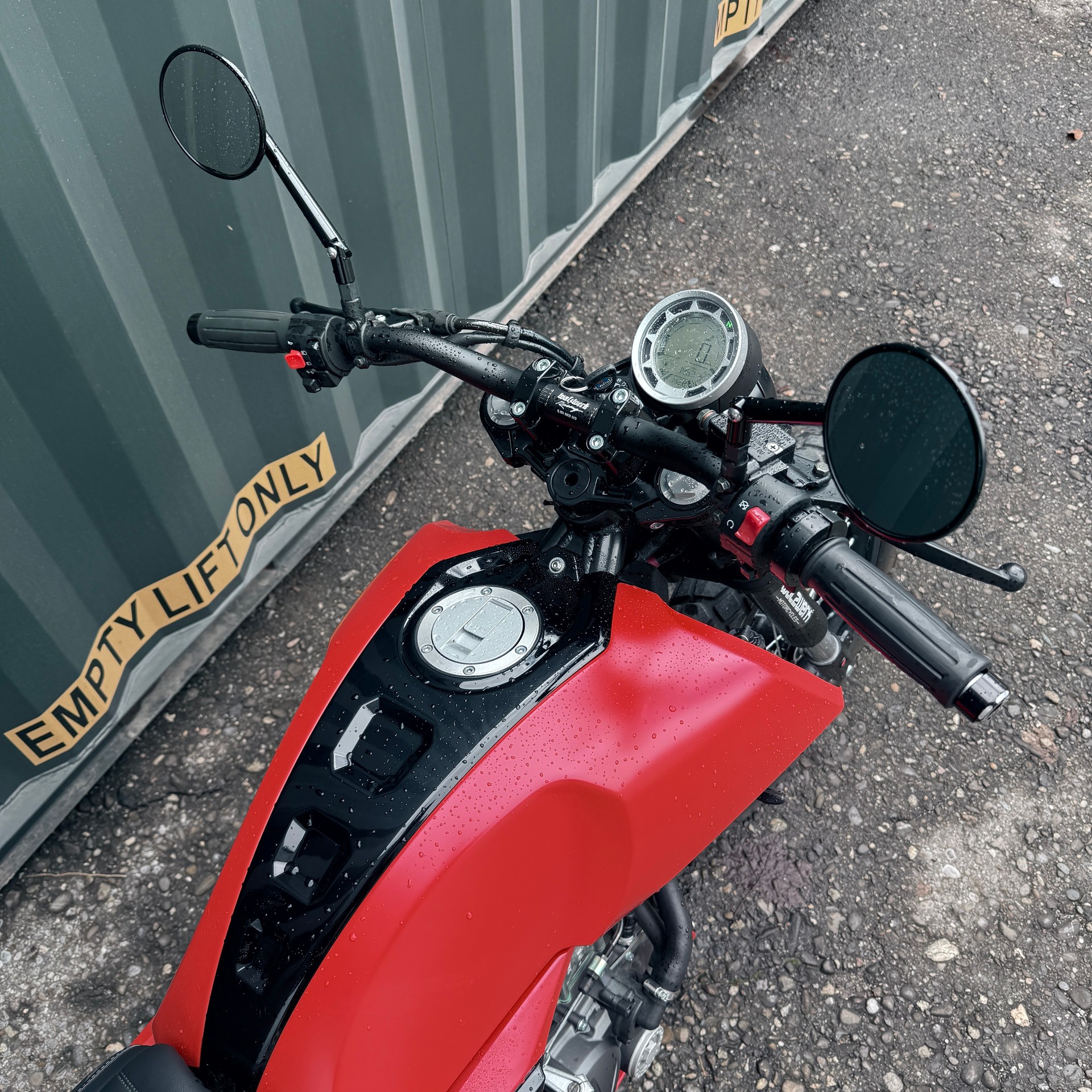 MONDIAL HPS 125-image-8