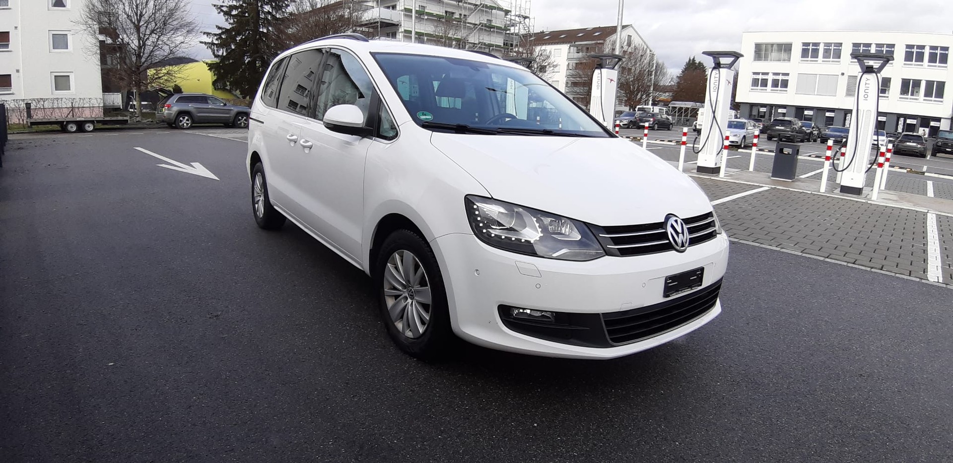 VW Sharan 1.4 TSI BlueMotion Technology Highline-image-1