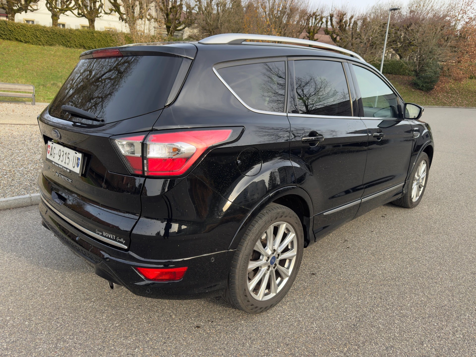 FORD Kuga 2.0 TDCi Vignale 4WD PowerShift-image-14