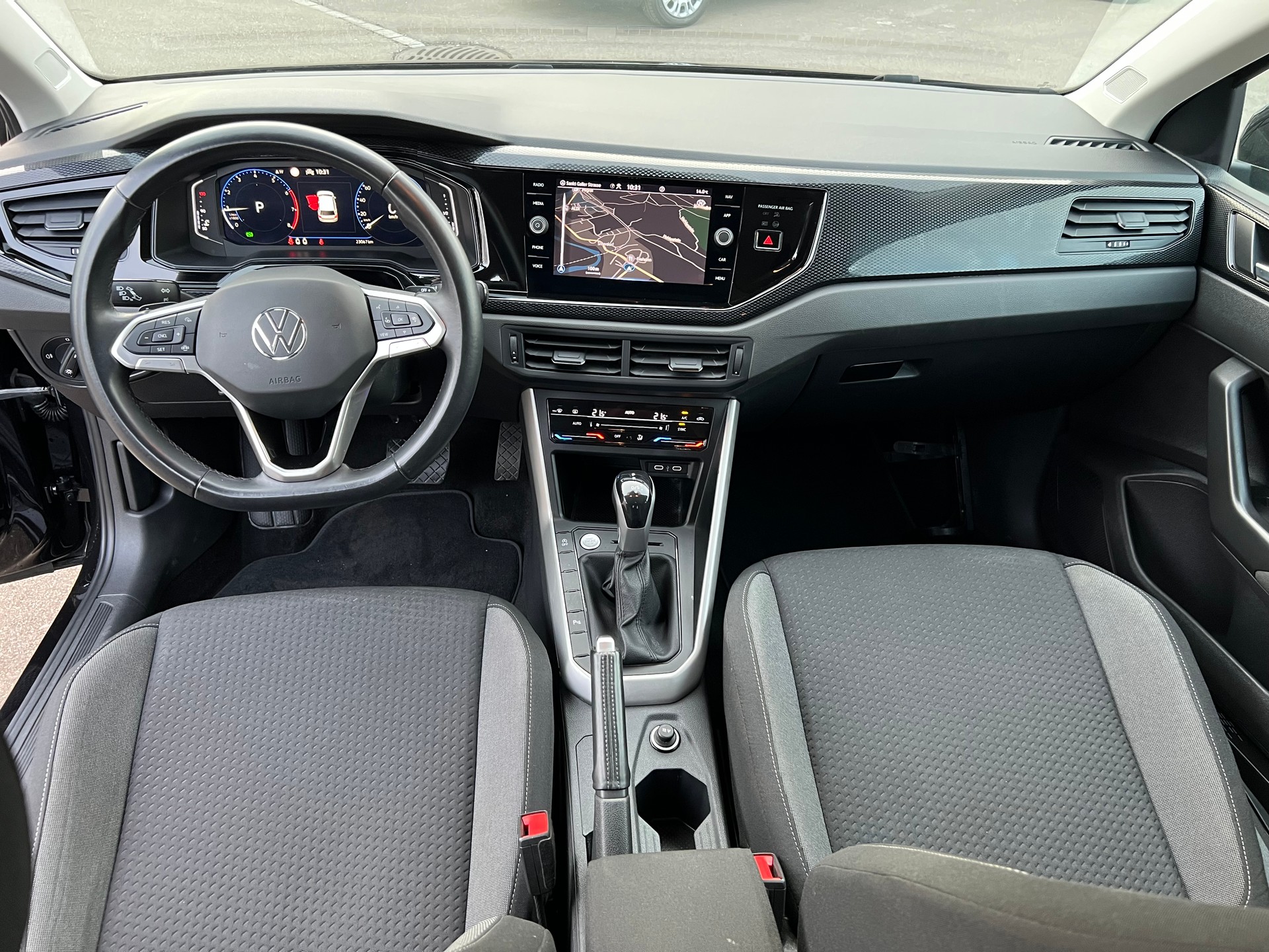 VW Polo 1.0 TSI Style DSG-image-15