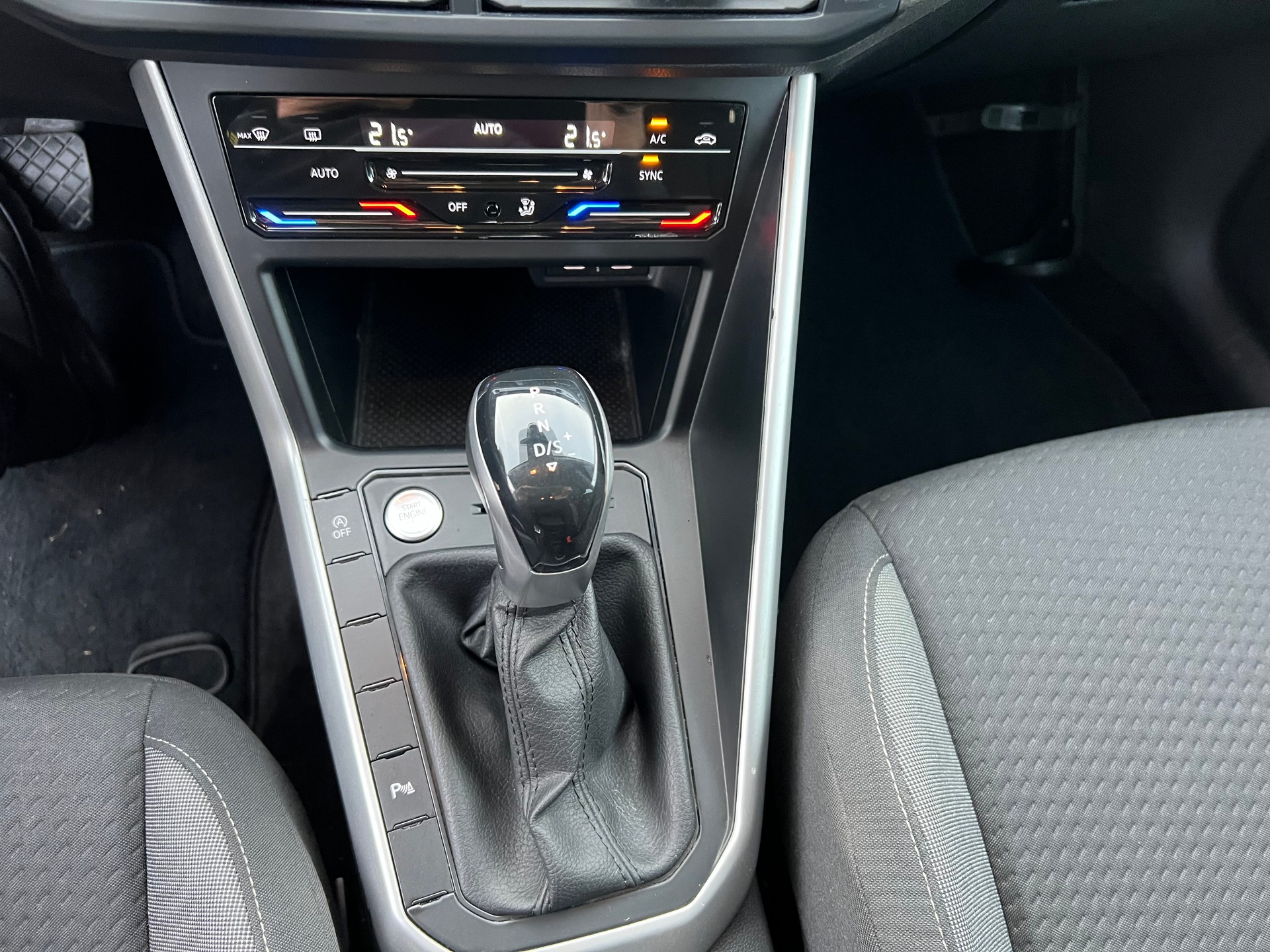 VW Polo 1.0 TSI Style DSG-image-12