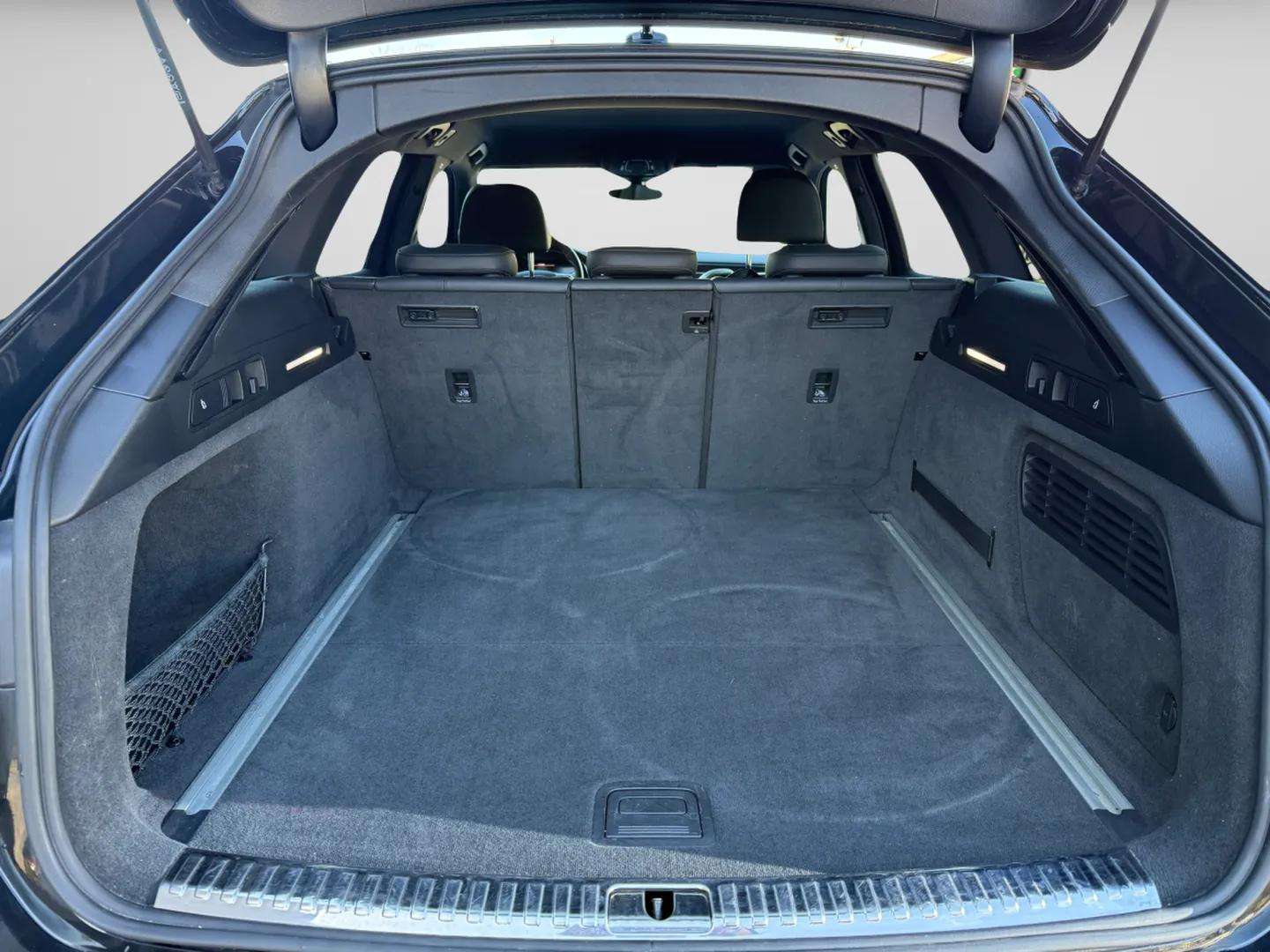AUDI A6 Avant 55 TFSI Sport quattro S-tronic-image-19