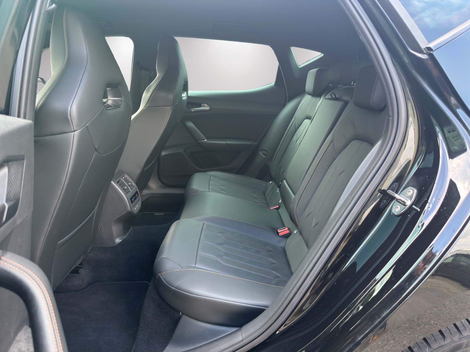 CUPRA LEON 1.4 e-HYBRID pHEV DSG-image-13