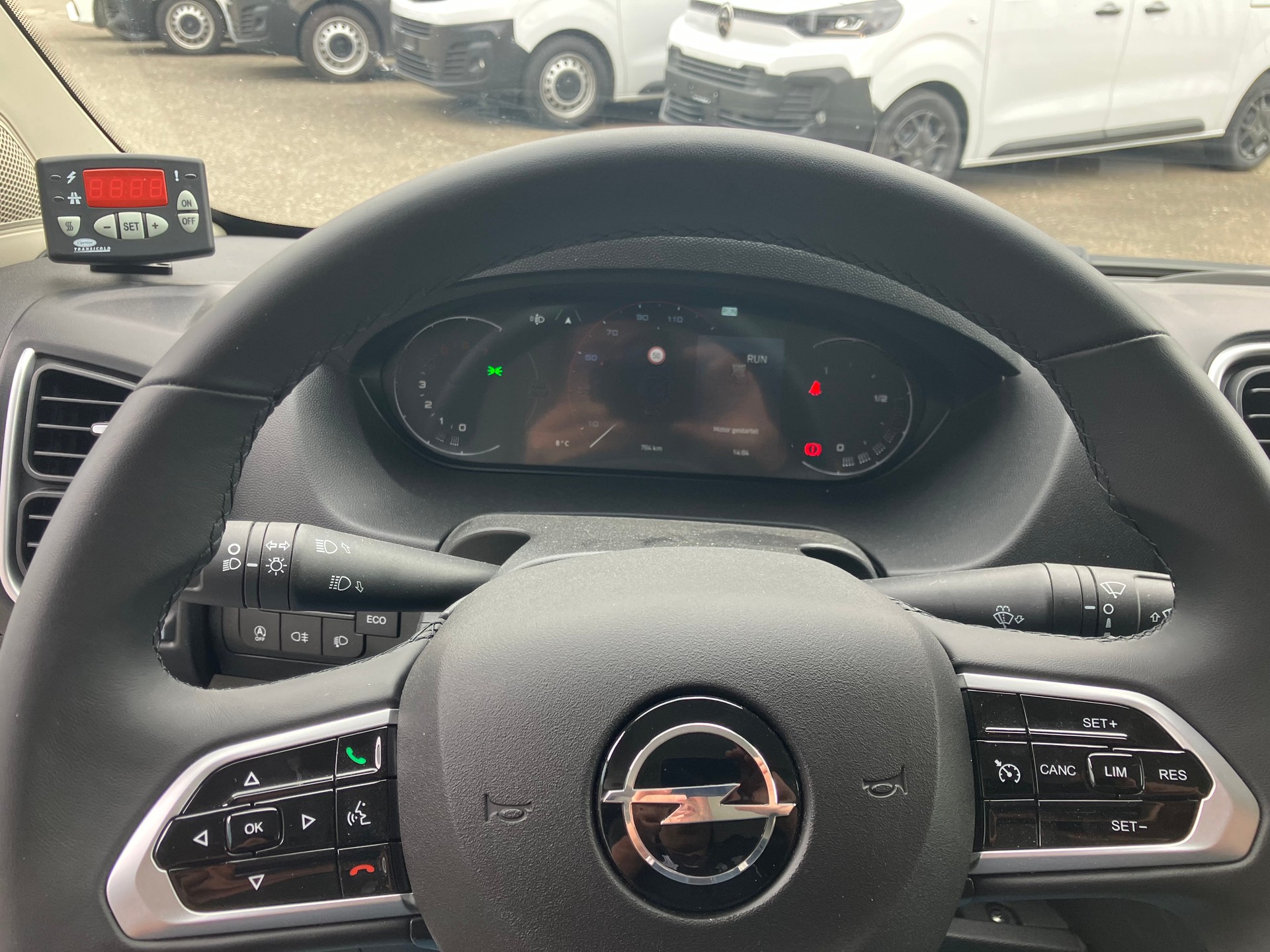 PEUGEOT Boxer 2.2 HDI 335 L2H2-image-12
