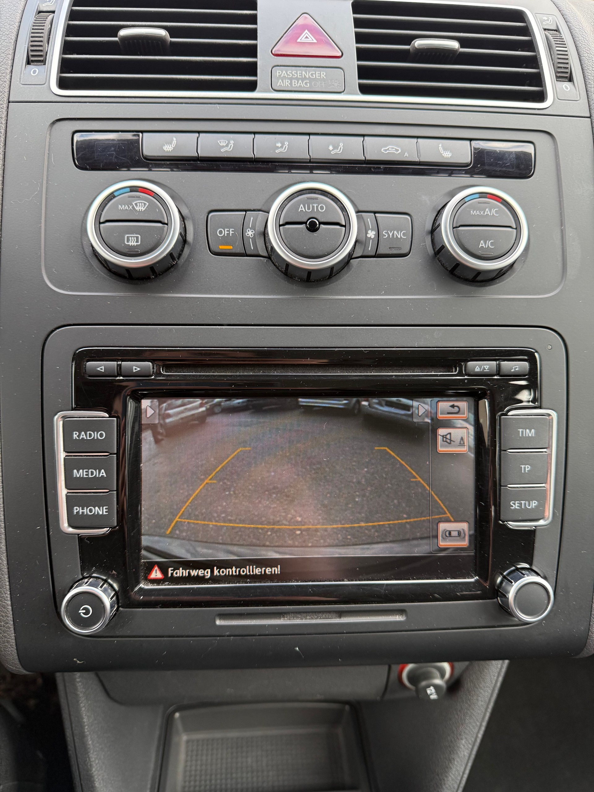 VW Touran 1.4 TSI Comfortline-image-12