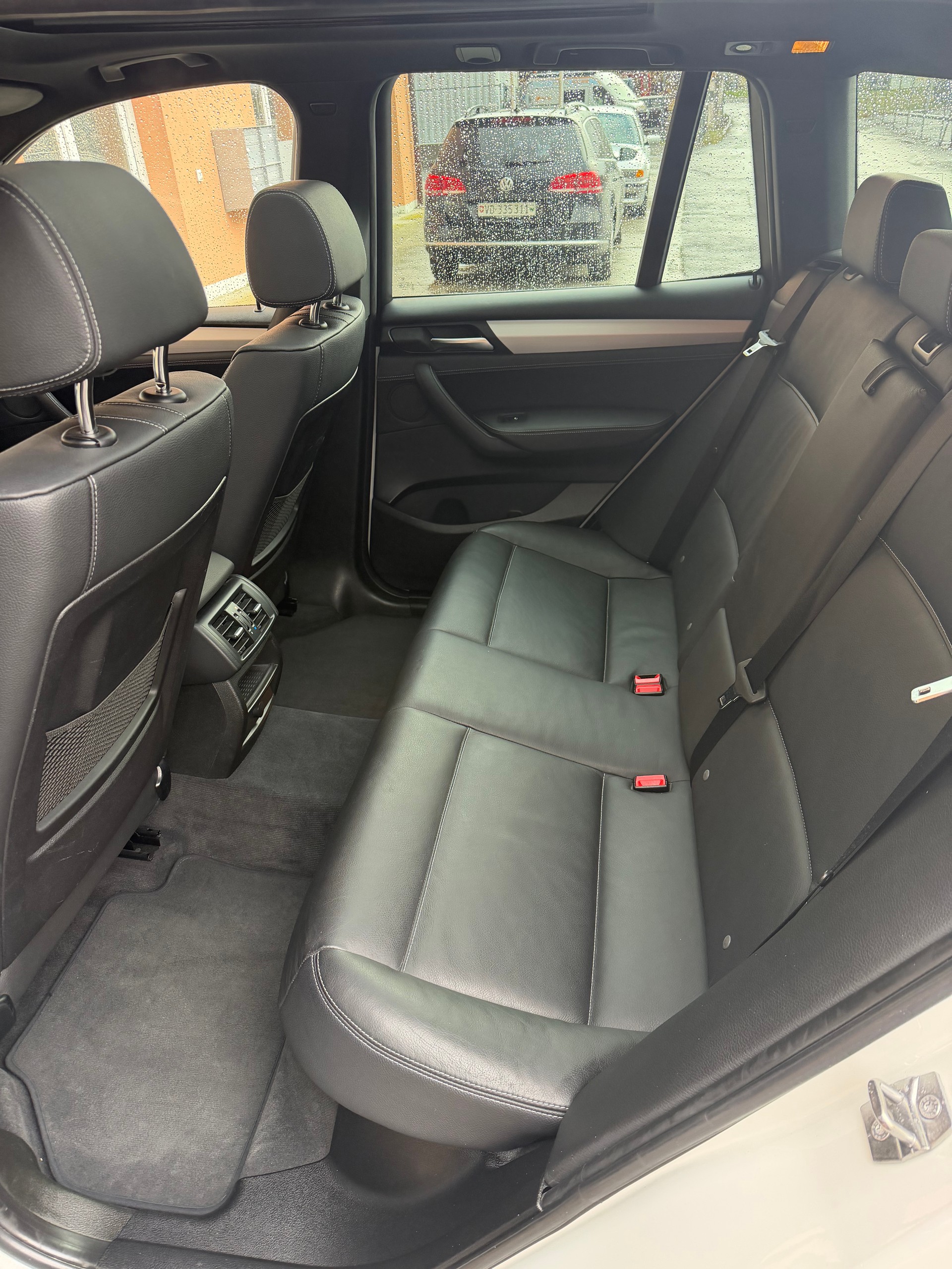 BMW X3 xDrive 35d Steptronic Pack M Sport Design-image-12