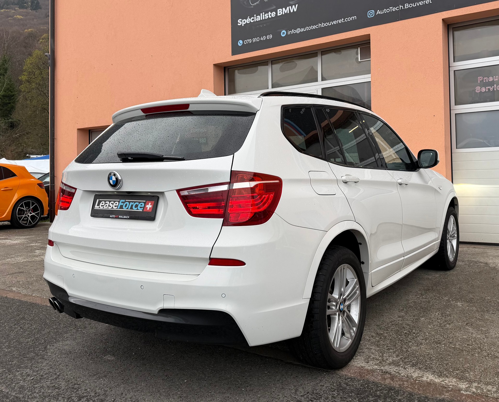 BMW X3 xDrive 35d Steptronic Pack M Sport Design-showroom-element-3