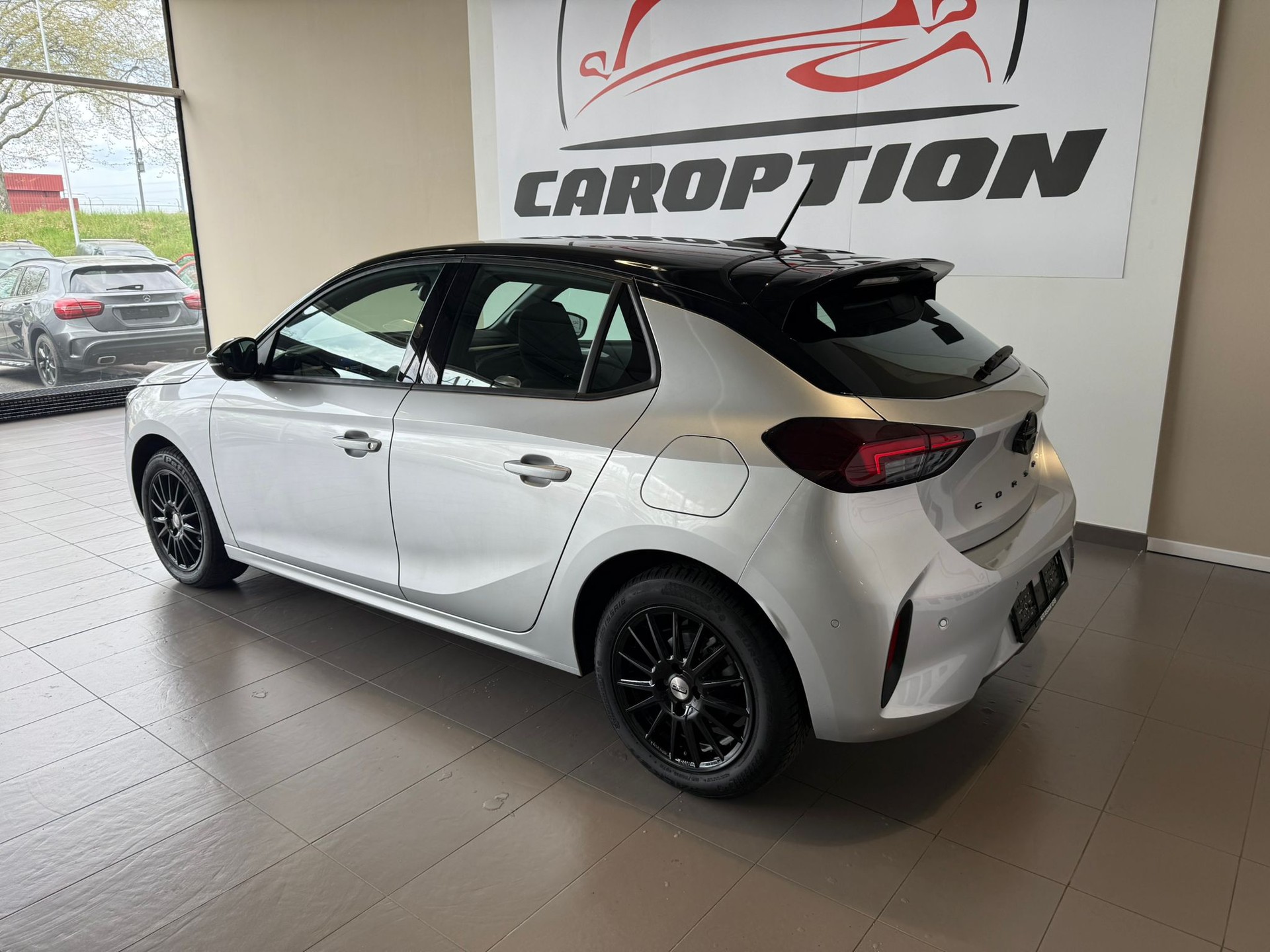 OPEL Corsa 1.2 TP GS A-image-4
