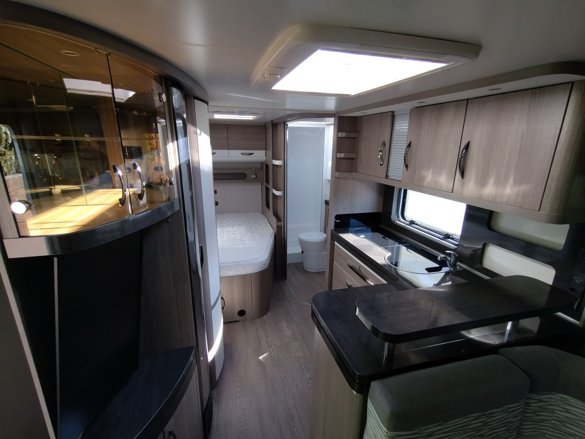HOBBY Prestige 24EG 560 FC-image-5