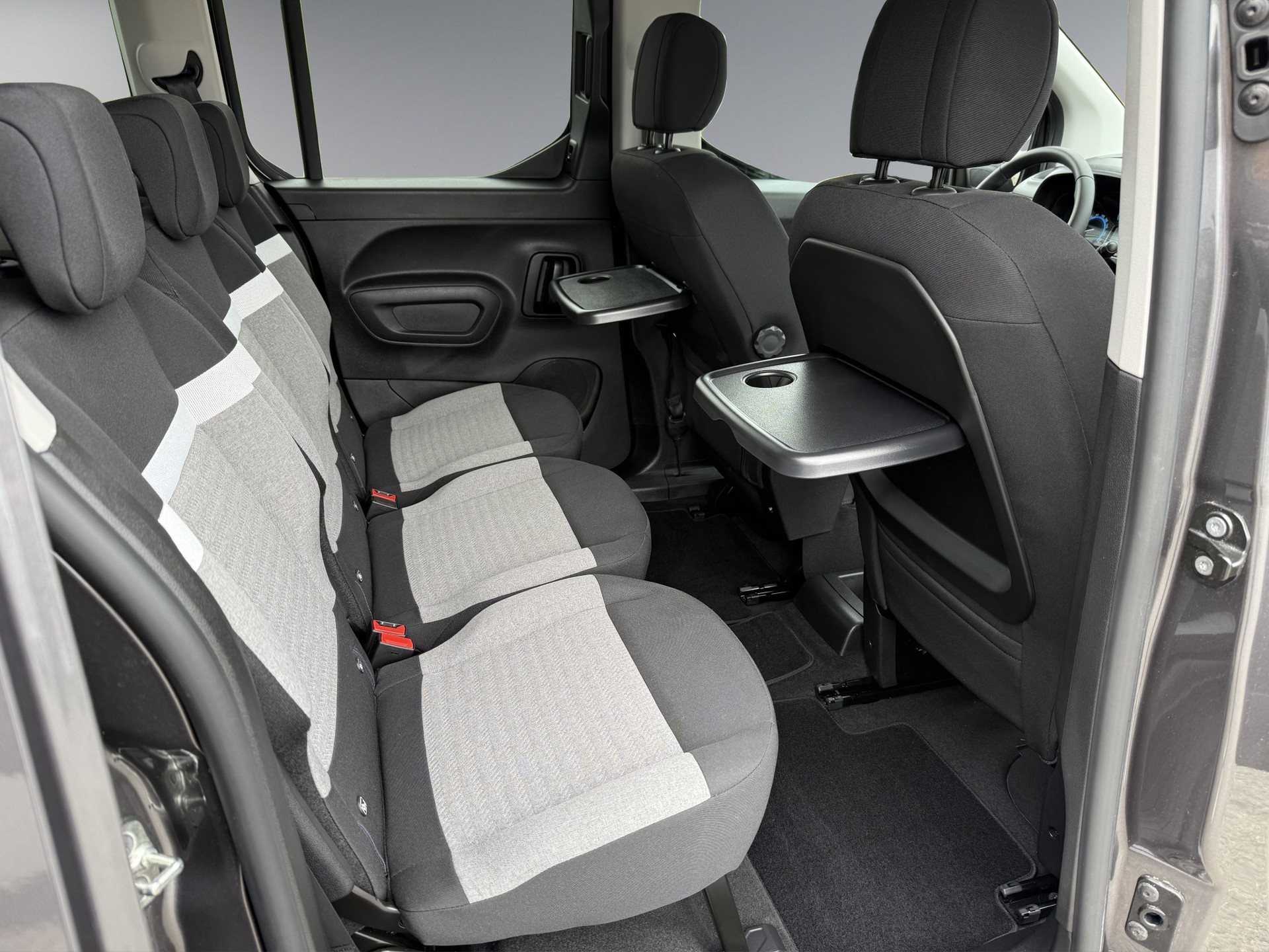 CITROEN e-Berlingo Feel-image-10