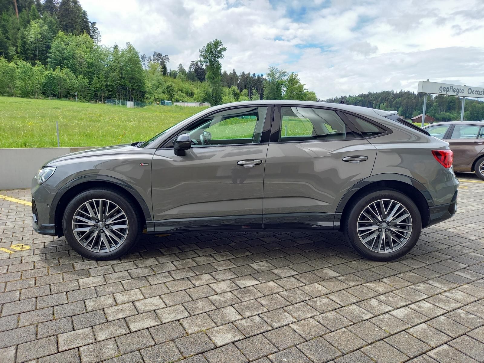AUDI Q3 Sportback 45 TFSI S line quattro S-tronic-showroom-element-2