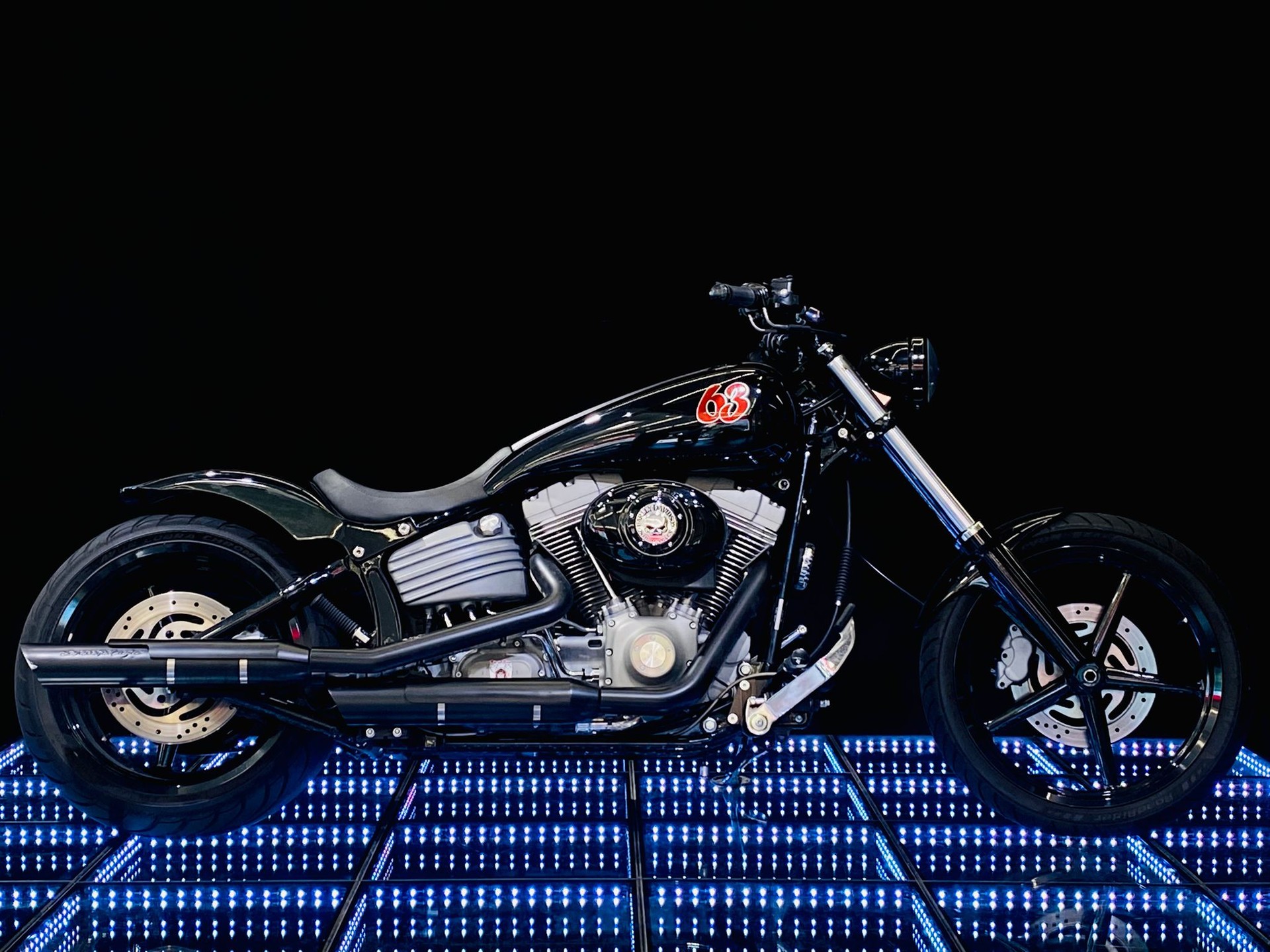 HARLEY-DAVIDSON FXCWC-image-2