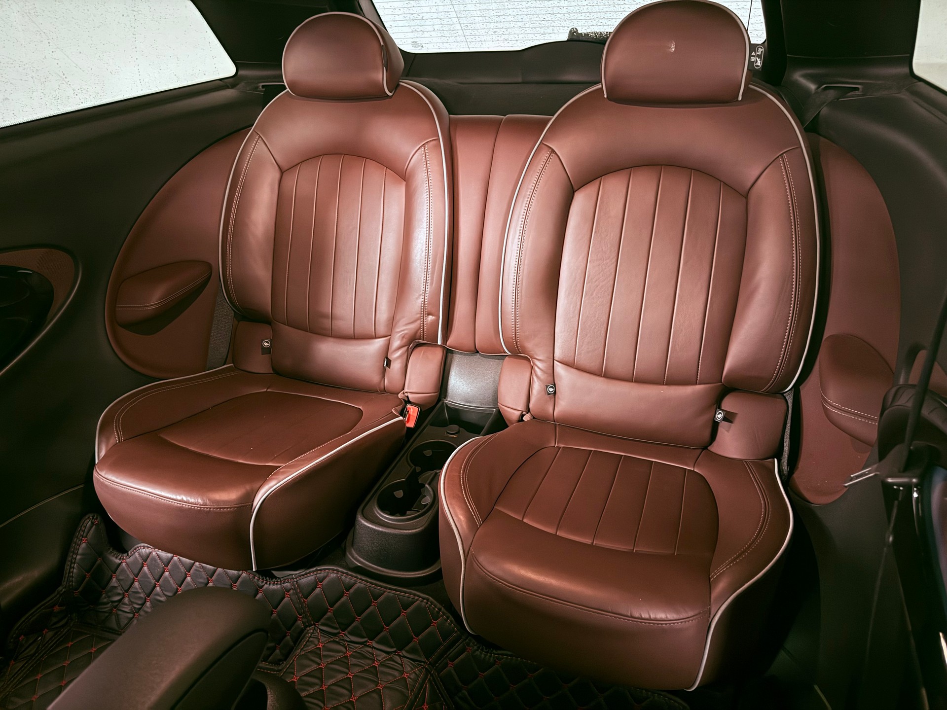 MINI Paceman R 61 Cooper S ALL4 190 PS-image-13