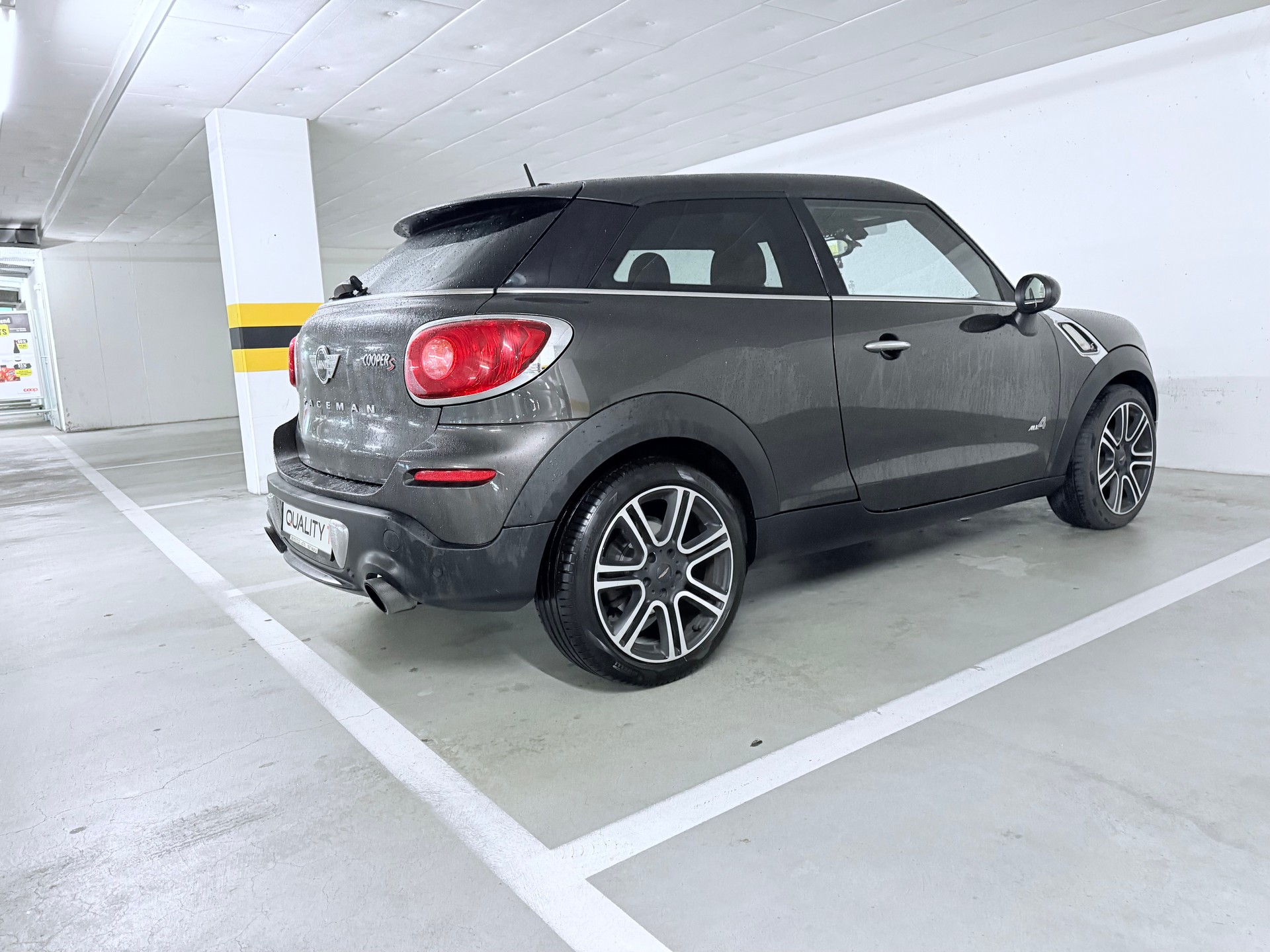 MINI Paceman R 61 Cooper S ALL4 190 PS-image-8