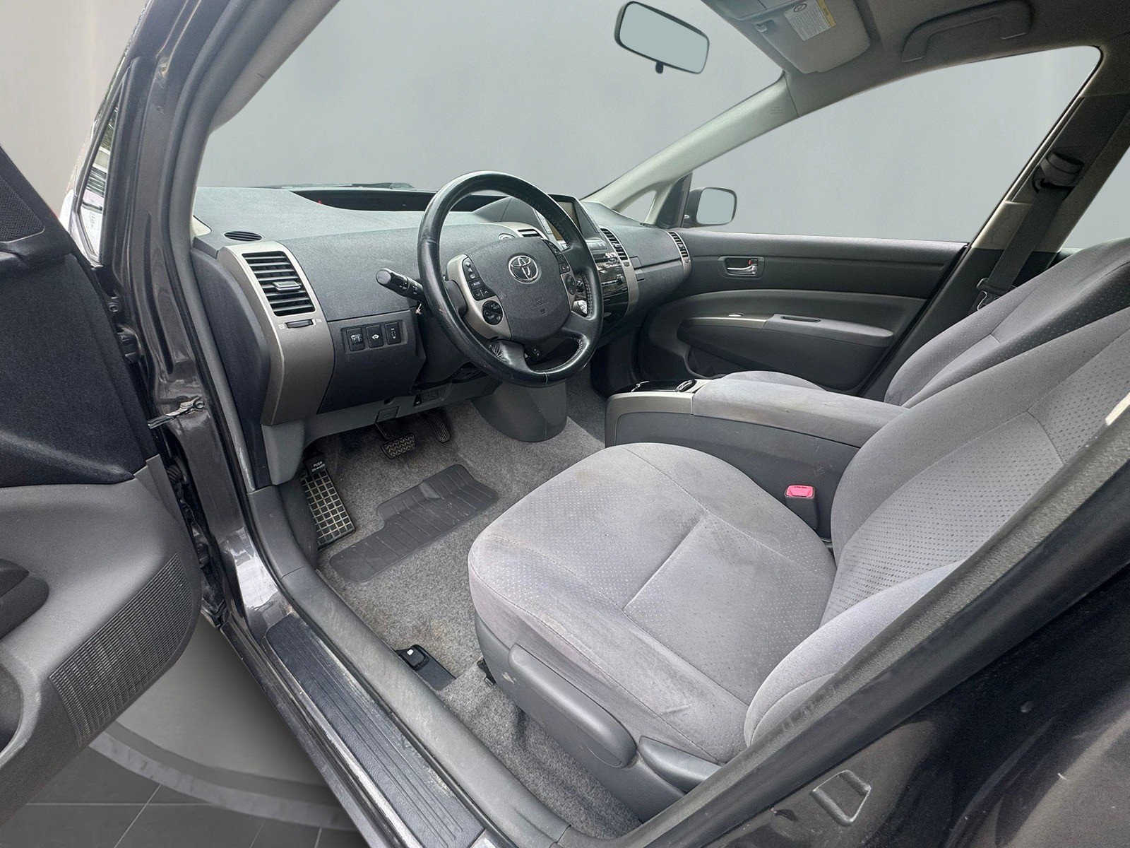 TOYOTA Prius 1.5 16V Hybrid-image-7