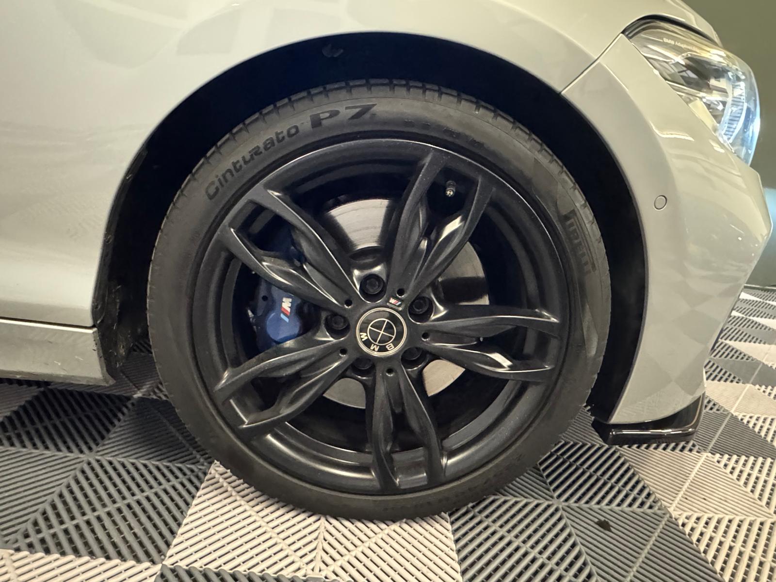 BMW M135i xDrive Steptronic-image-26
