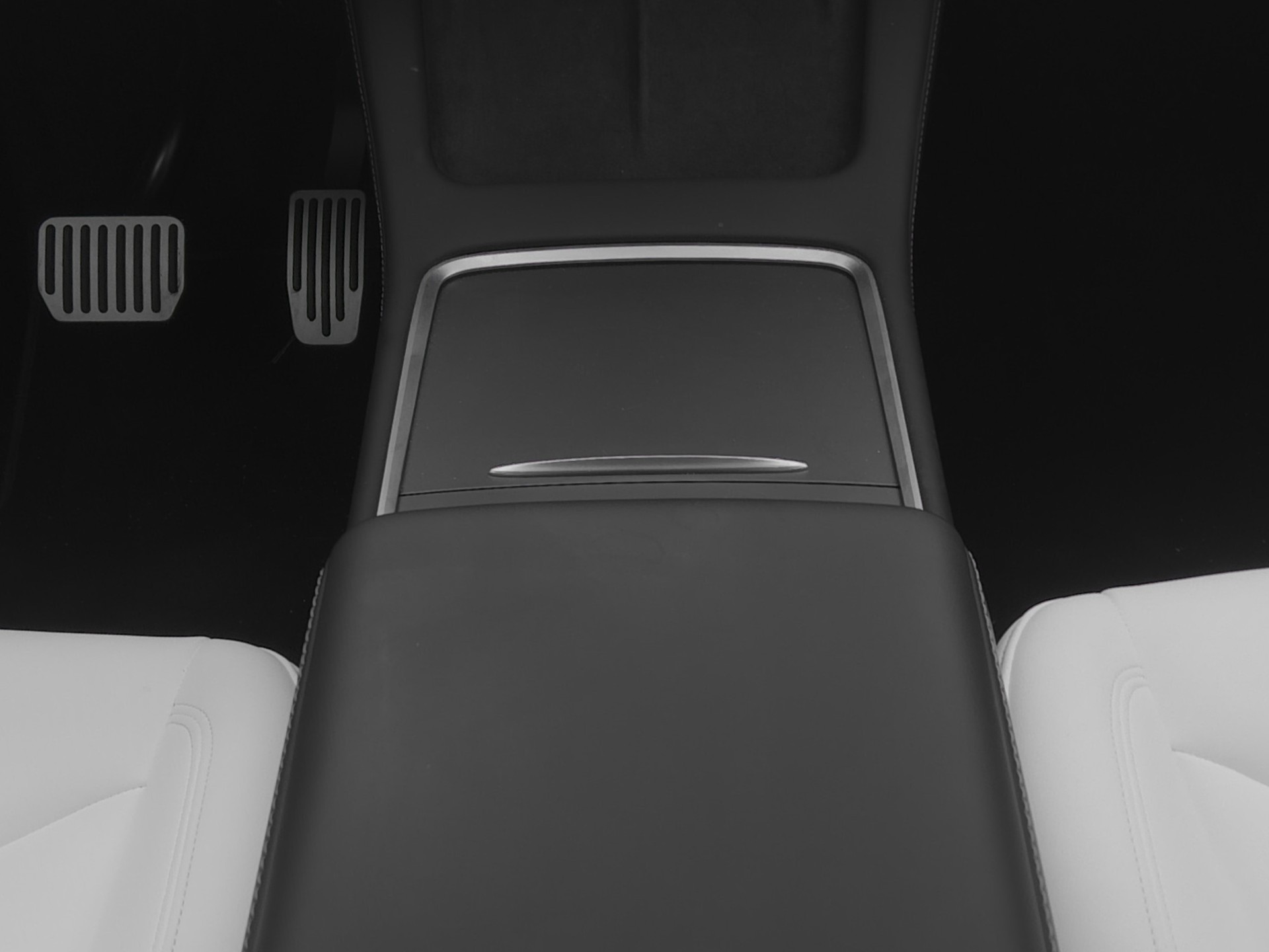 TESLA Model Y Long Range-image-8