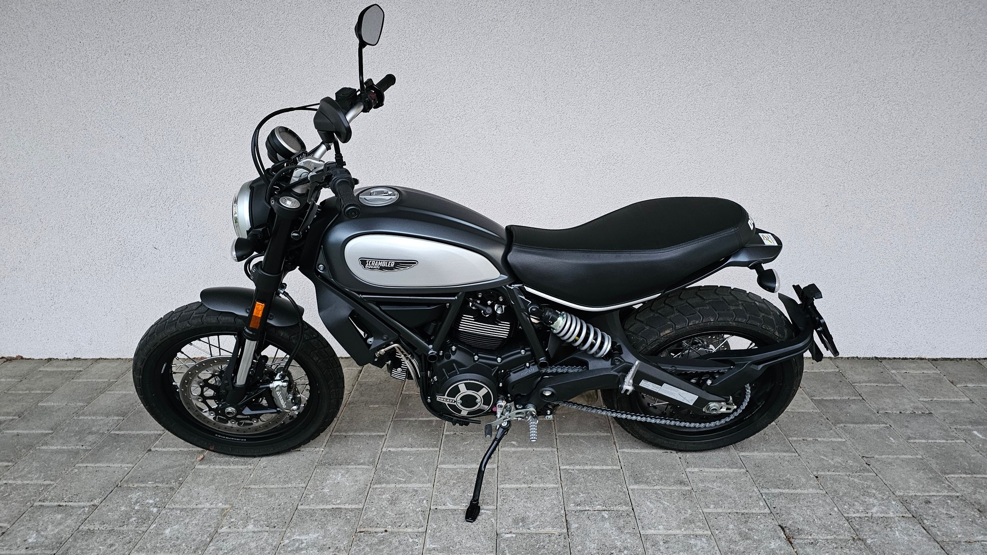 DUCATI Scrambler 800 Icon-image-1