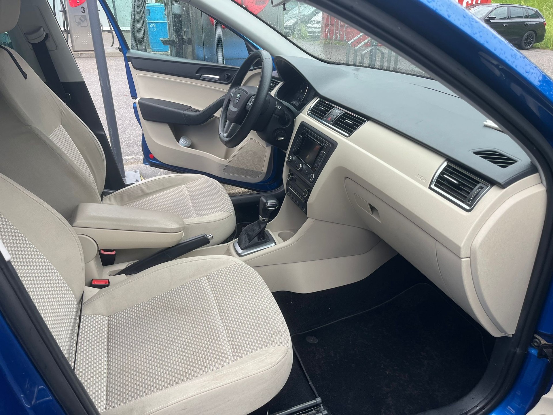 SEAT Toledo 1.4 TSI Reference DSG-image-7