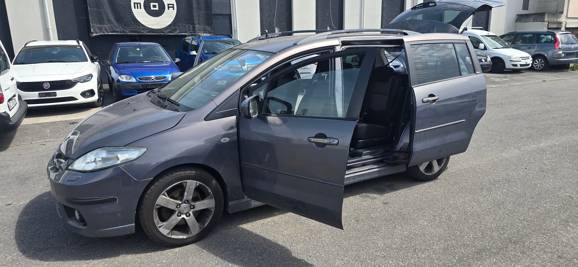 MAZDA 5 2.0d 16V Confort-image-4