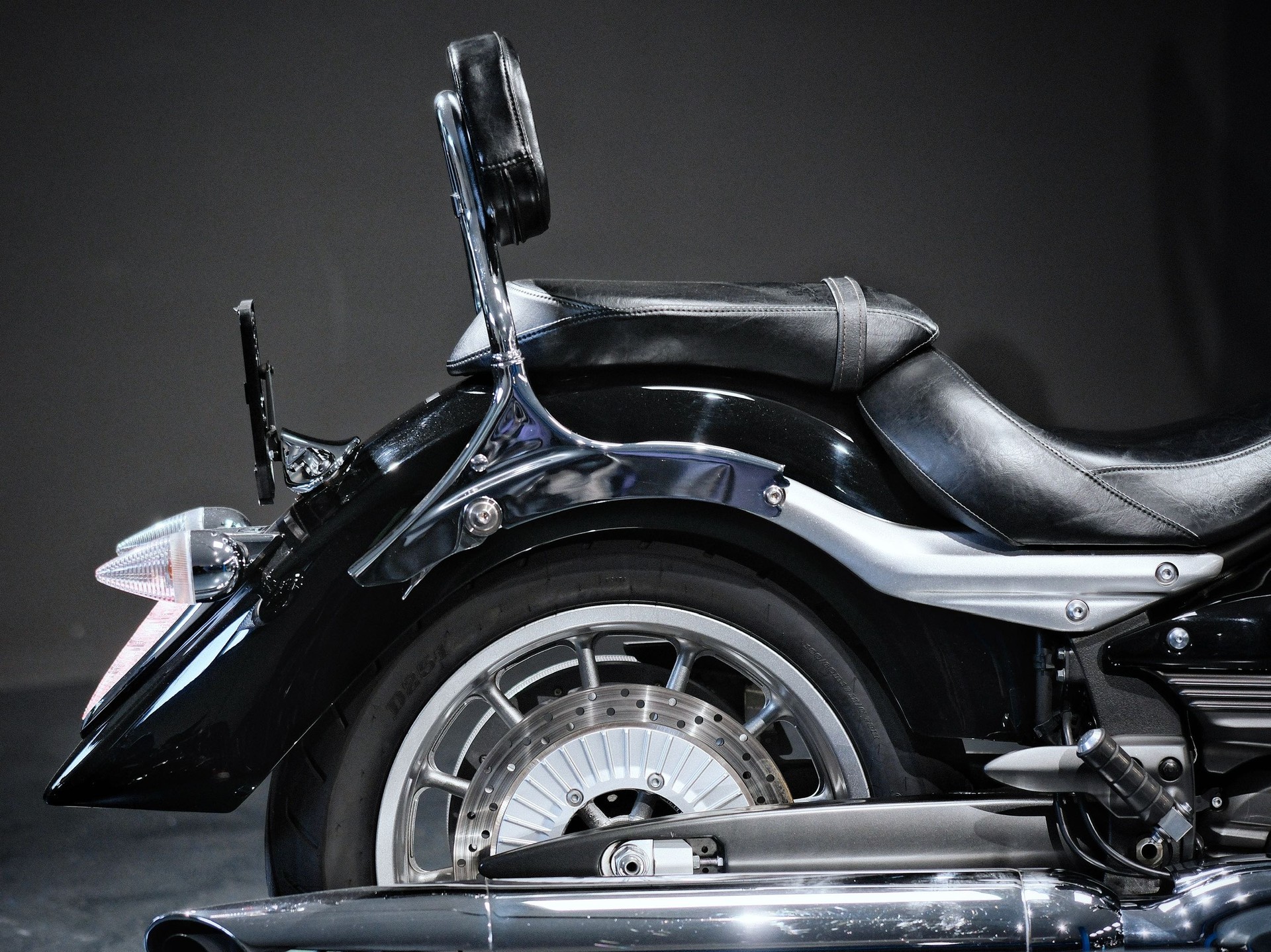 YAMAHA XV 1900 Midnight Star-image-7