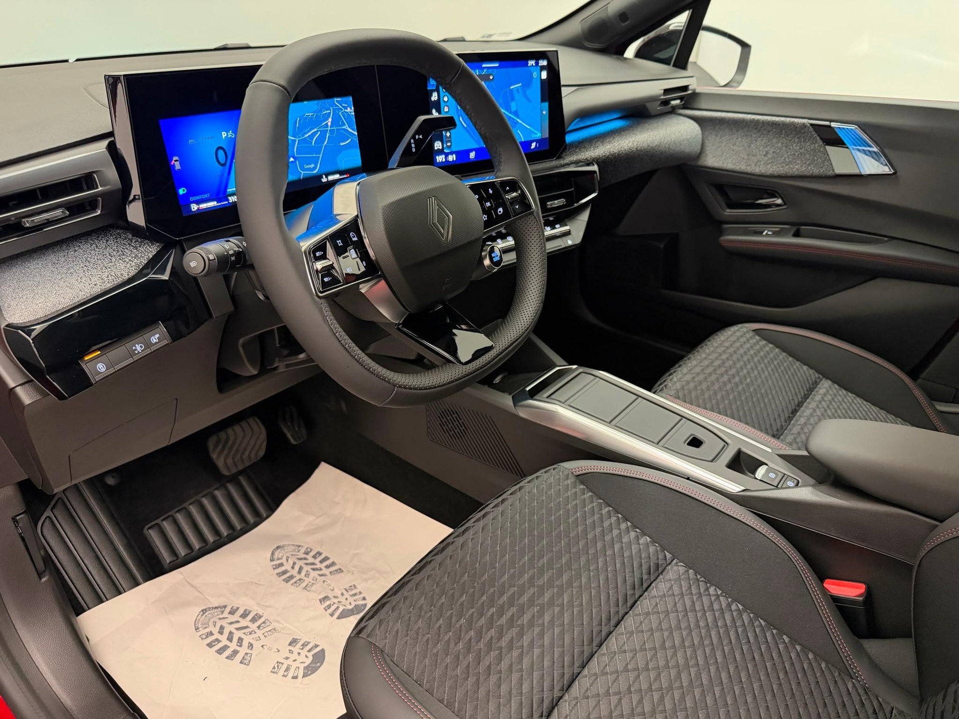 RENAULT Clio 1.2 TCe techno EDC-image-8