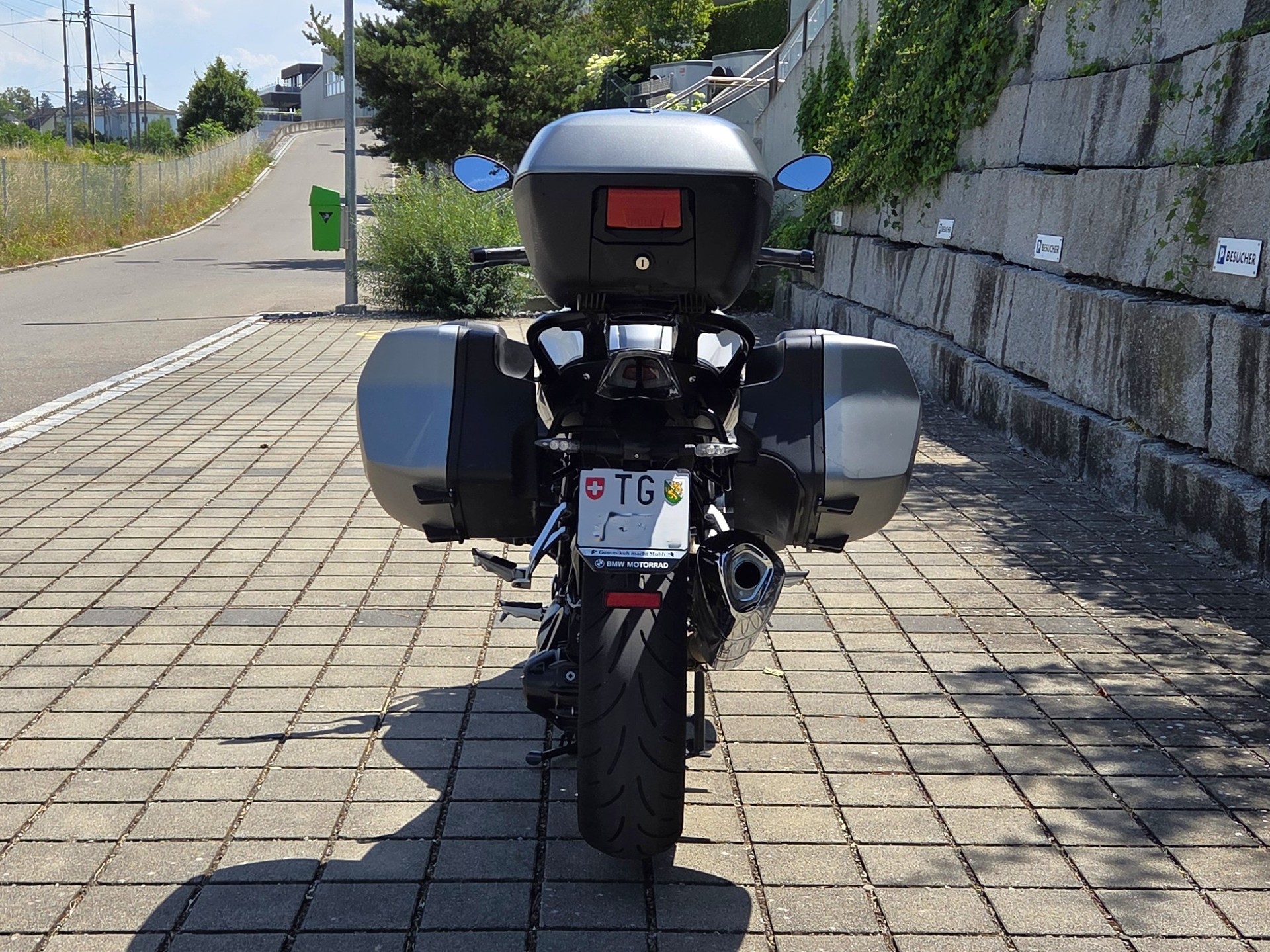 BMW R LC-image-3
